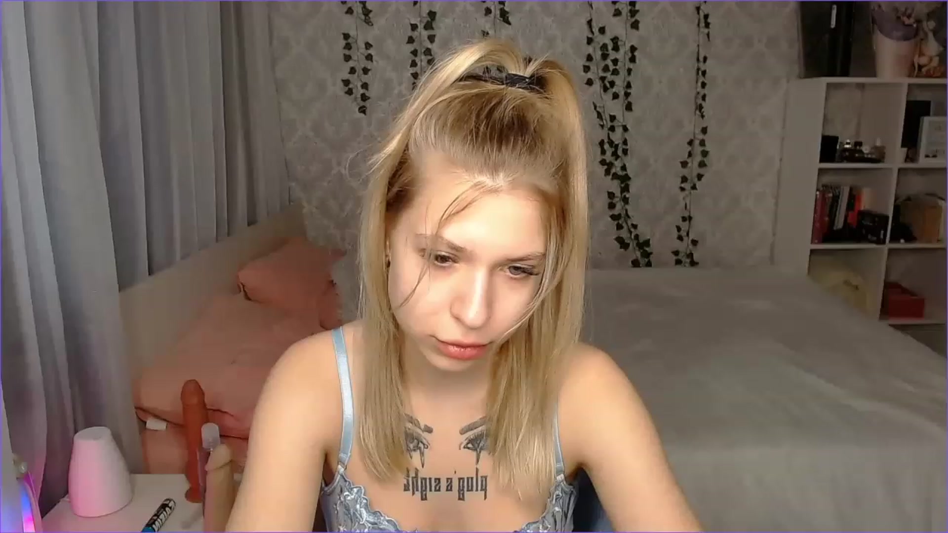 Gallery image thumbnail from Aidra__Foxxx's myfreecams stream on, 12/01/2022, 10:33 image 11 of 20