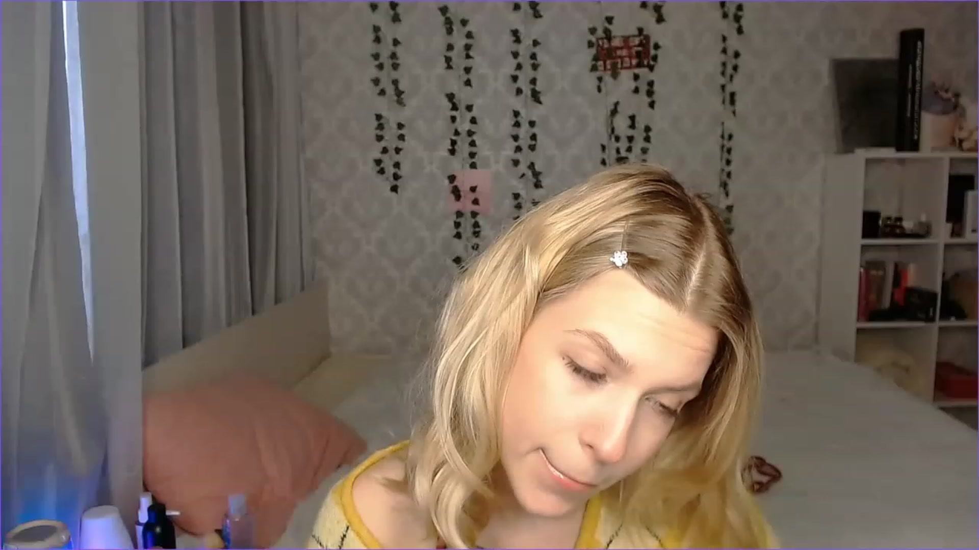 Gallery image thumbnail from Aidra__Foxxx's myfreecams stream on, 12/08/2022, 10:03 image 7 of 20