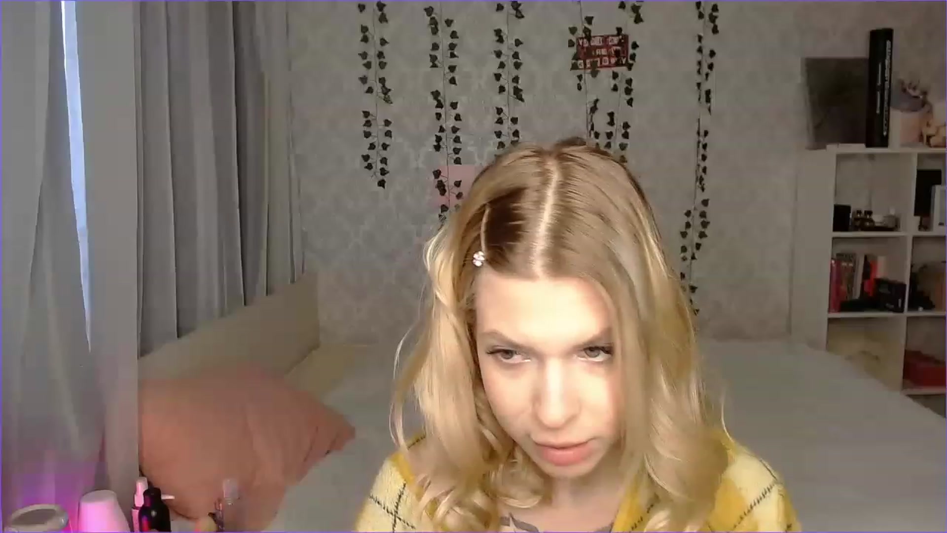 Gallery image thumbnail from Aidra__Foxxx's myfreecams stream on, 12/08/2022, 10:03 image 5 of 20