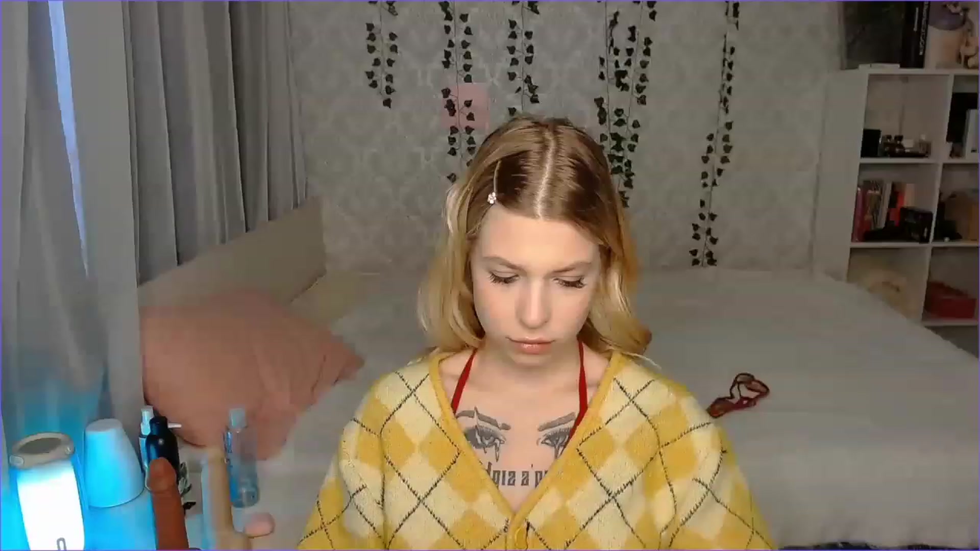 Gallery image thumbnail from Aidra__Foxxx's myfreecams stream on, 12/08/2022, 10:03 image 17 of 20