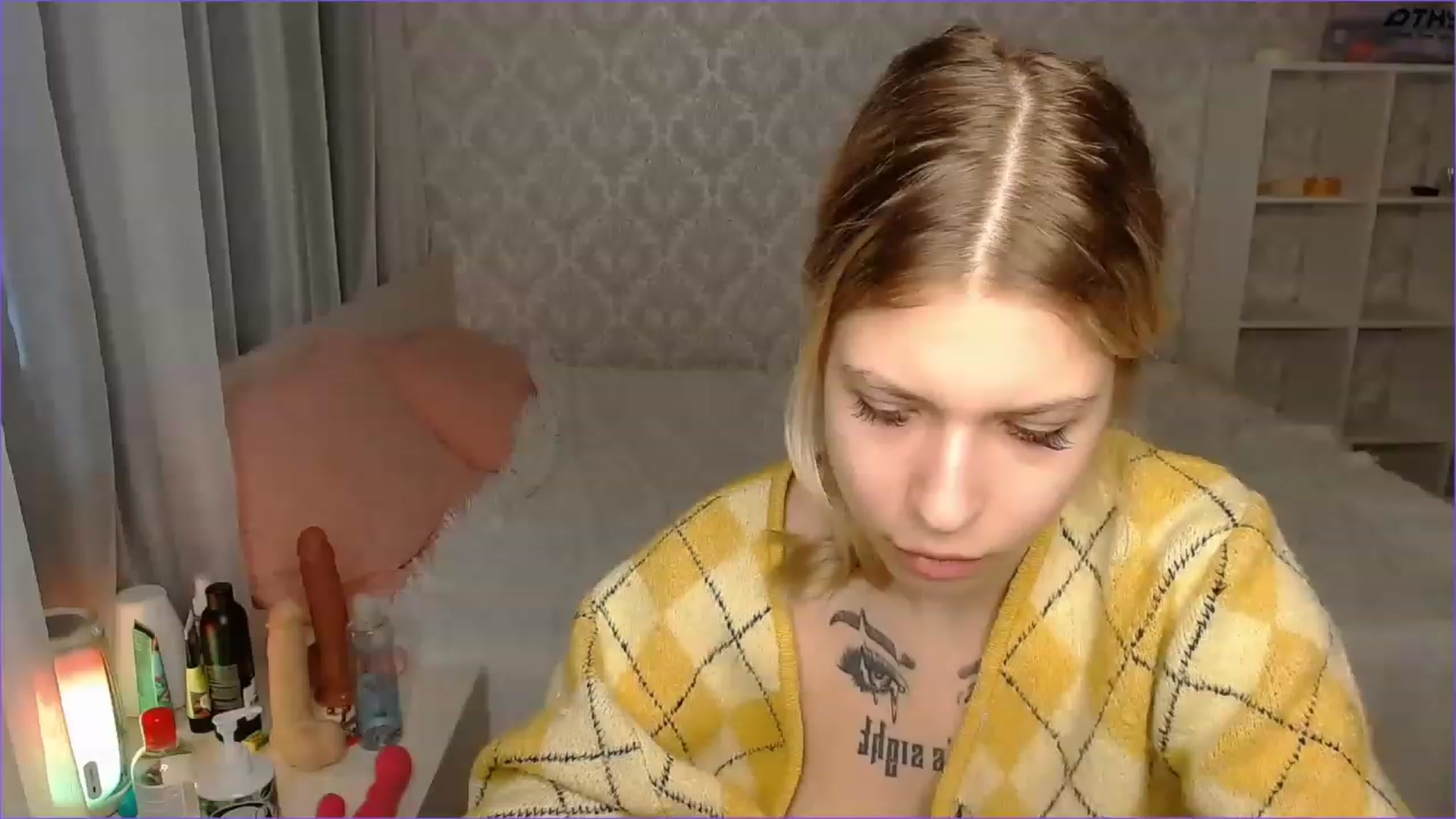 Gallery image thumbnail from Aidra__Foxxx's myfreecams stream on, 12/09/2022, 11:17 image 15 of 20