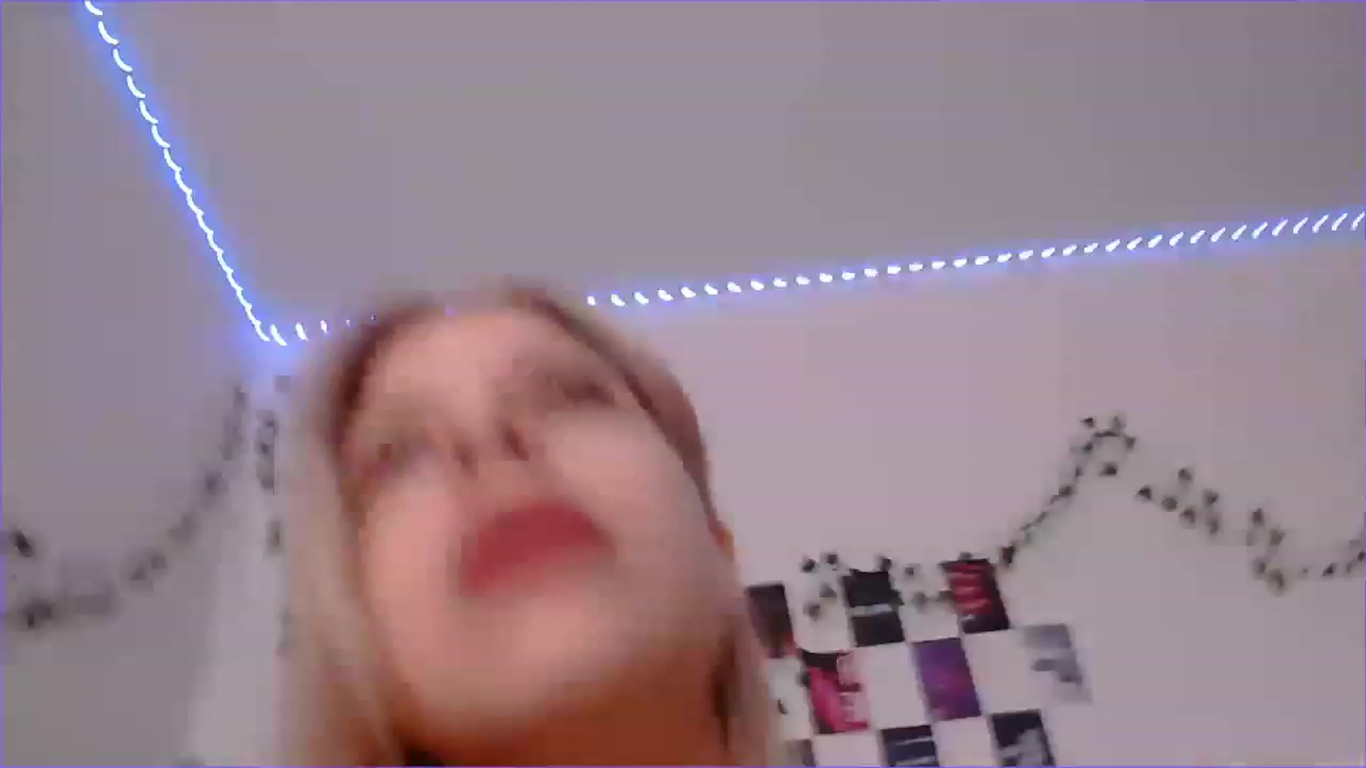 Gallery image thumbnail from Aidra__Foxxx's myfreecams stream on, 12/16/2022, 11:39 image 7 of 20