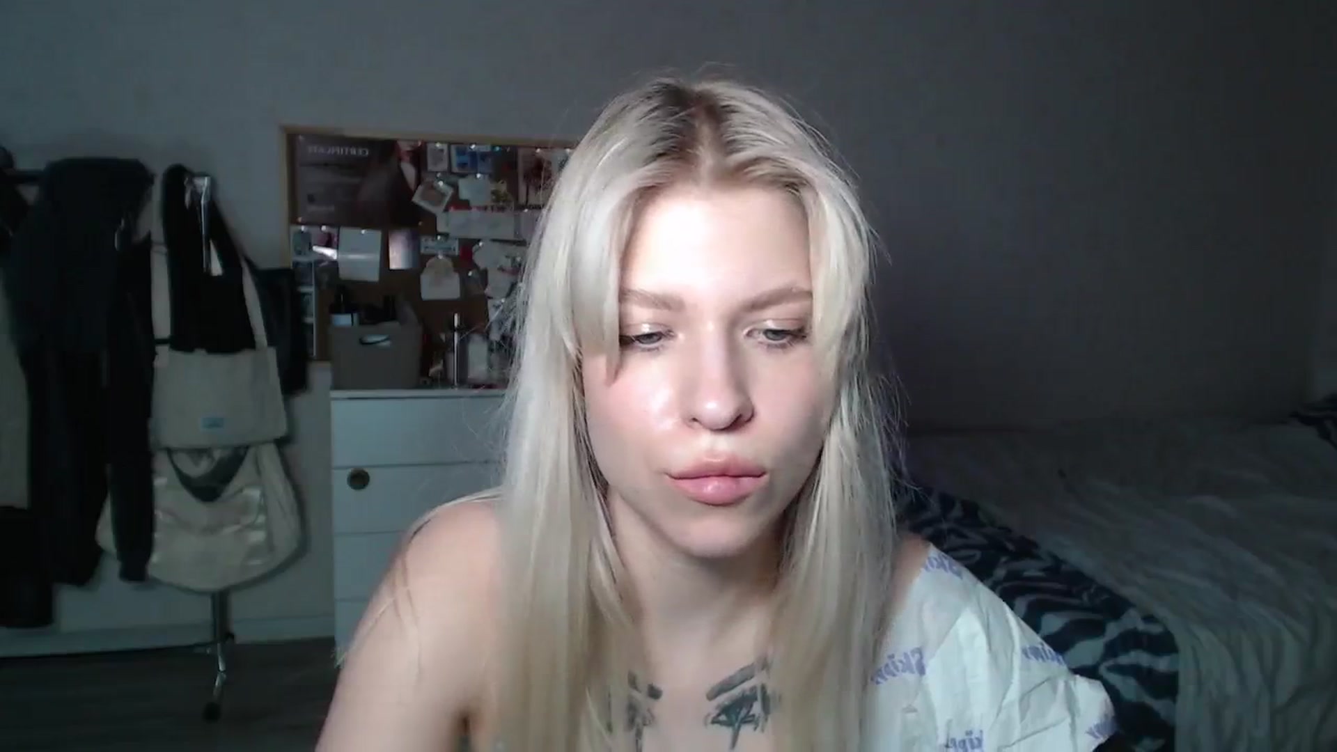 Gallery image thumbnail from Aidra__Foxxx's myfreecams stream on, 05/28/2024, 18:30 image 2 of 20