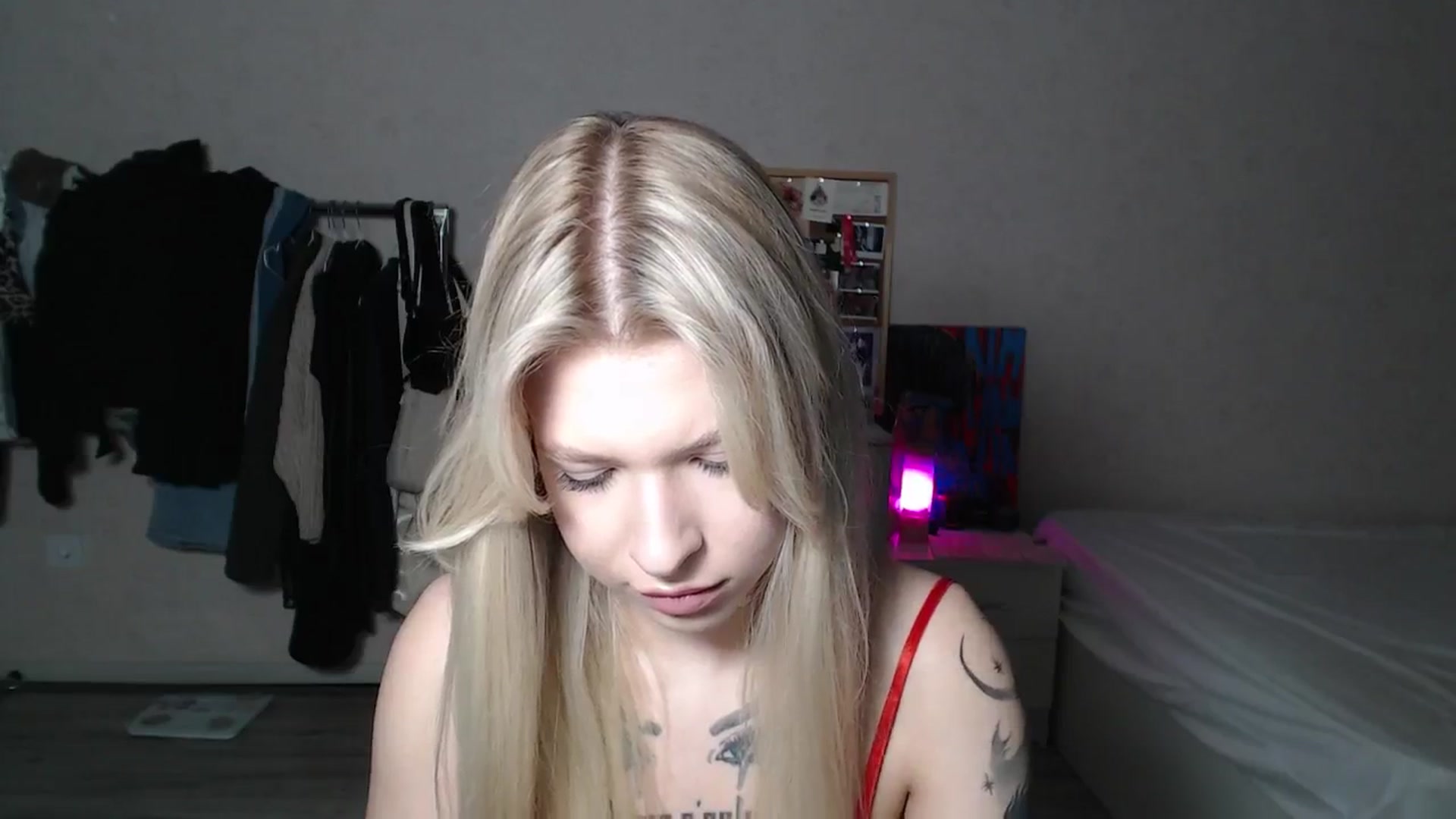 Gallery image thumbnail from Aidra__Foxxx's myfreecams stream on, 06/14/2024, 21:31 image 4 of 20