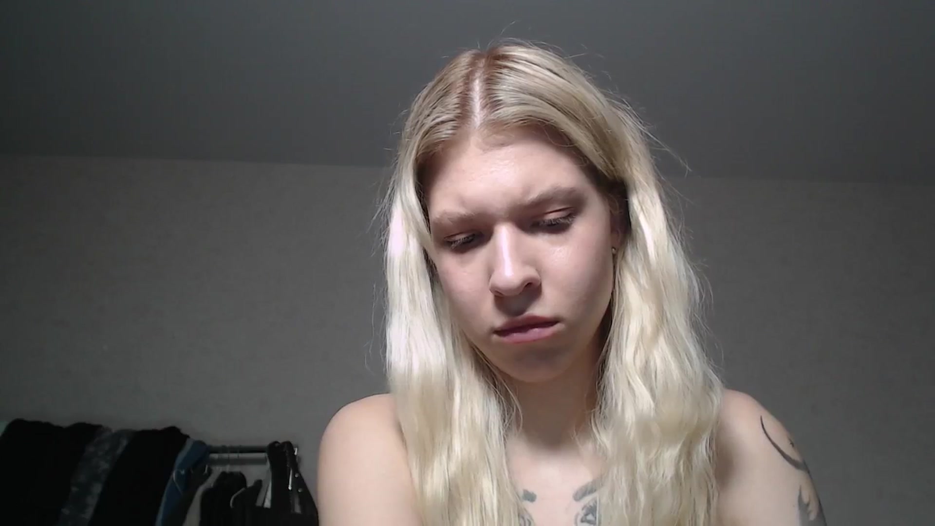 Gallery image thumbnail from Aidra__Foxxx's myfreecams stream on, 06/15/2024, 22:34 image 6 of 20