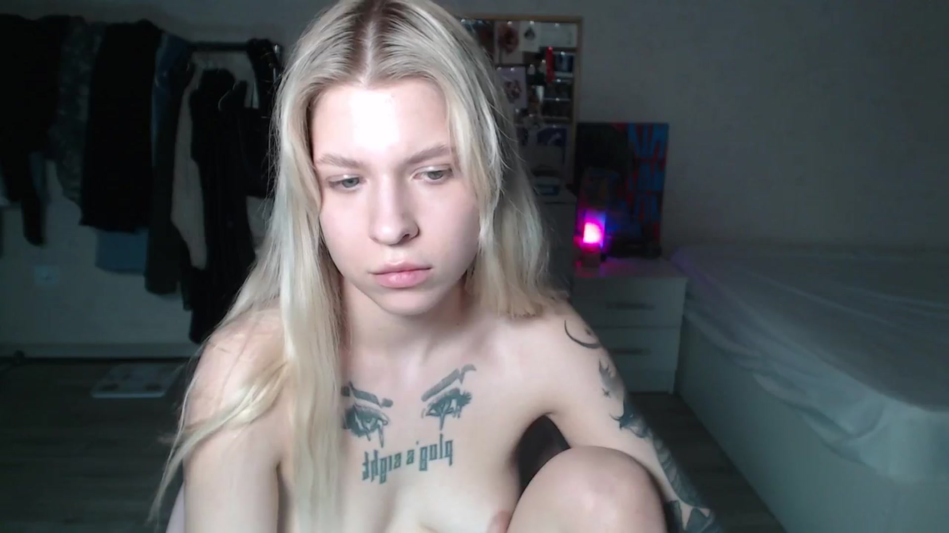 Gallery image thumbnail from Aidra__Foxxx's myfreecams stream on, 06/15/2024, 22:34 image 15 of 20