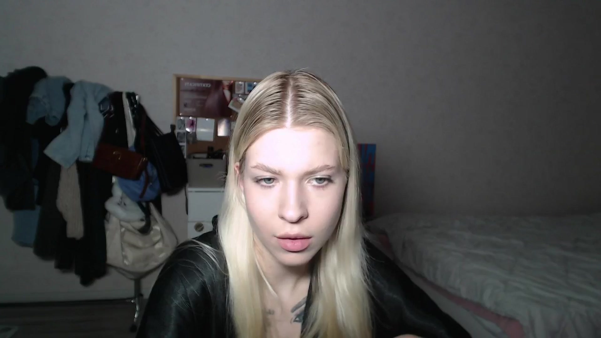 Gallery image thumbnail from Aidra__Foxxx's myfreecams stream on, 06/26/2024, 21:47 image 7 of 20