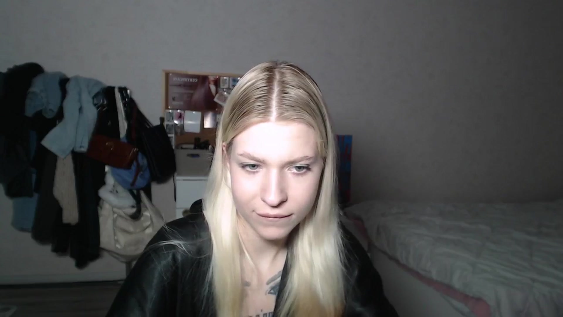 Gallery image thumbnail from Aidra__Foxxx's myfreecams stream on, 06/26/2024, 21:47 image 8 of 20