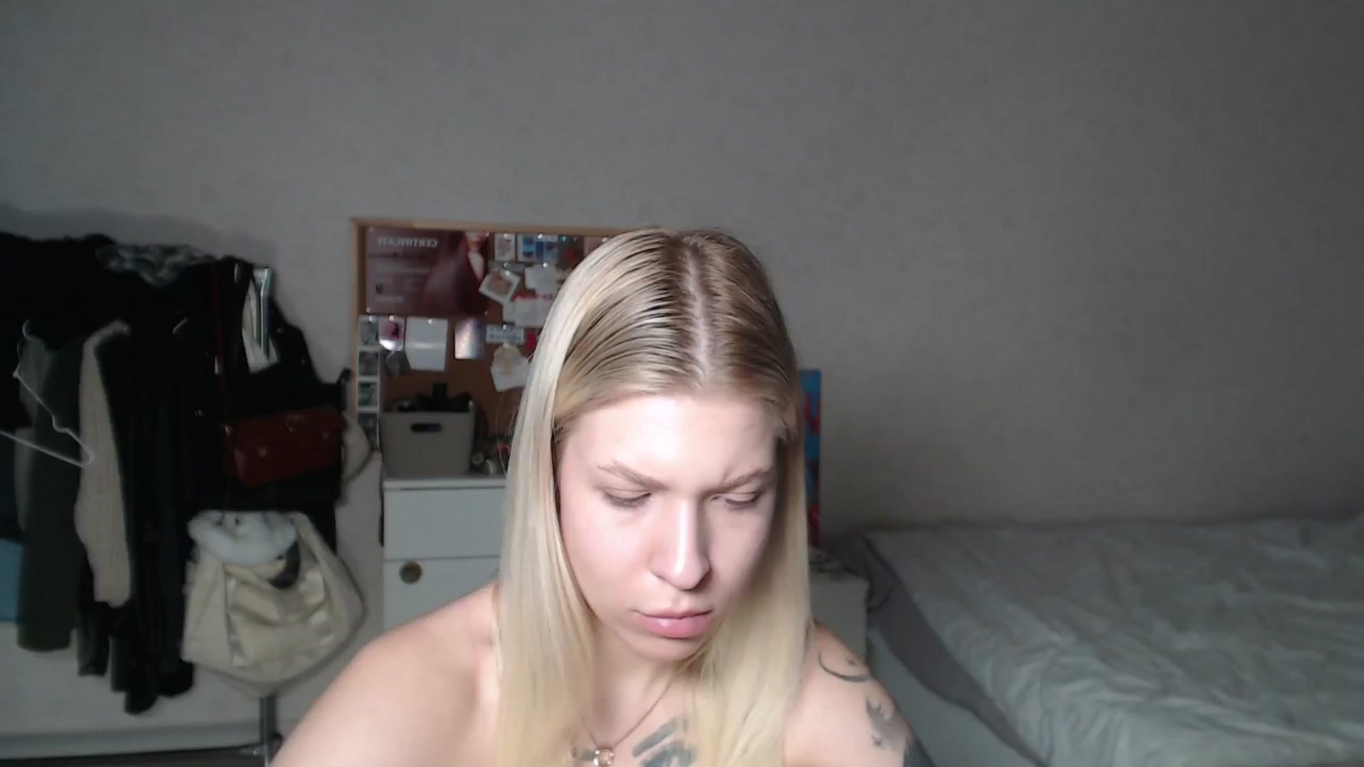 Gallery image thumbnail from Aidra__Foxxx's myfreecams stream on, 06/30/2024, 18:49 image 11 of 20