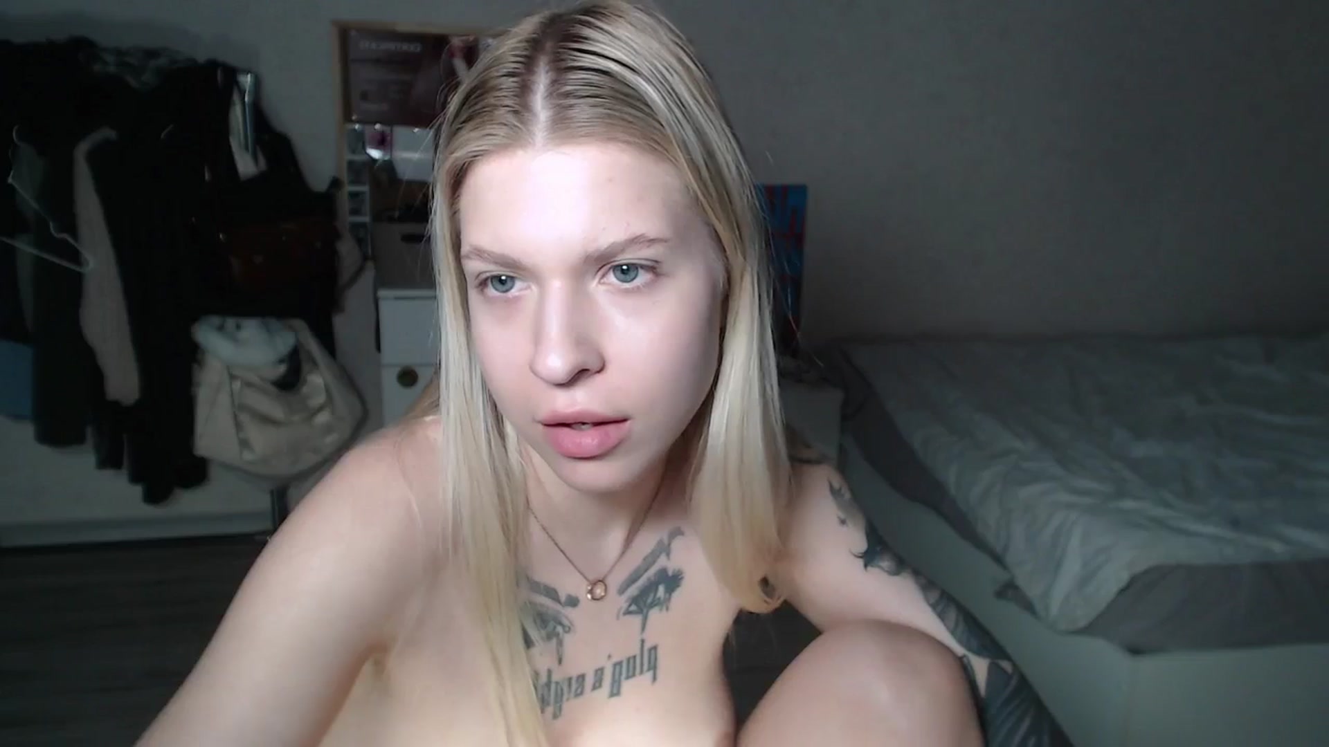 Gallery image thumbnail from Aidra__Foxxx's myfreecams stream on, 06/30/2024, 18:49 image 17 of 20