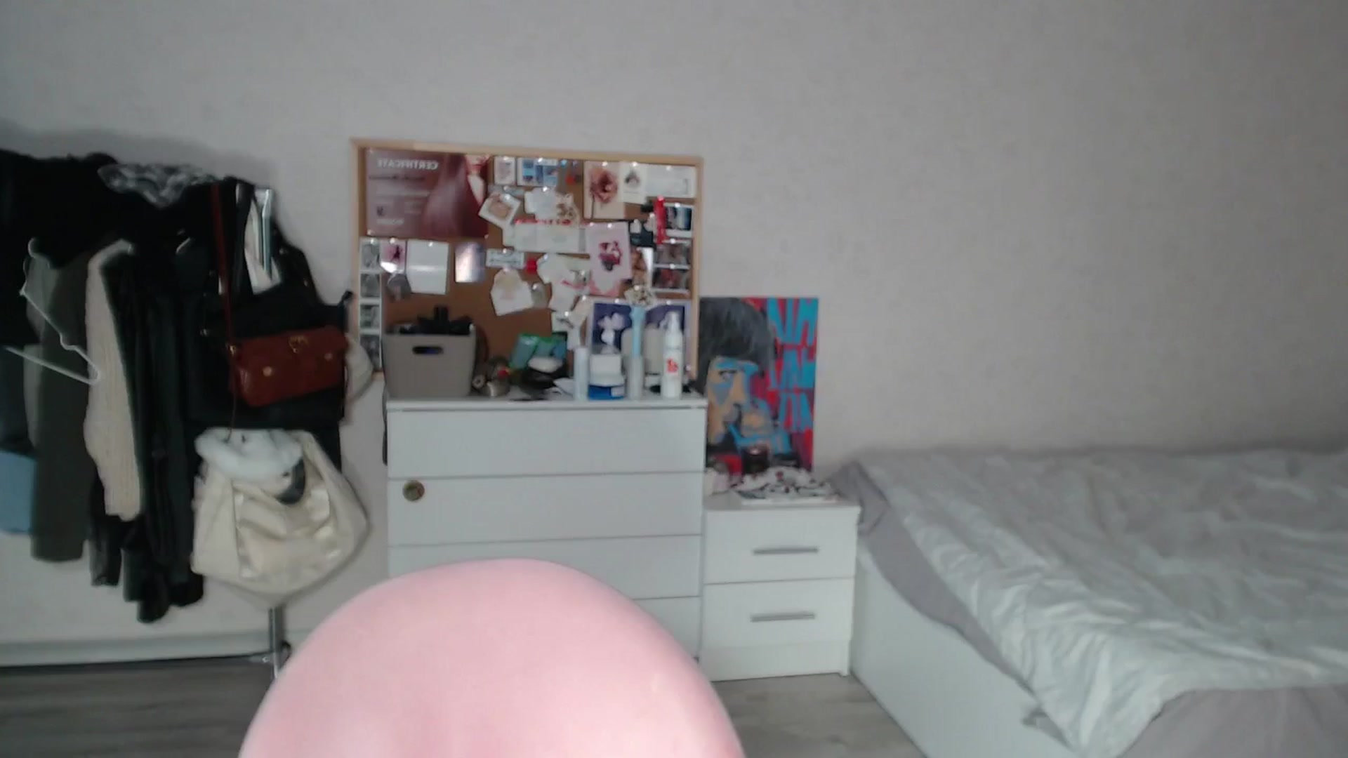 Gallery image thumbnail from Aidra__Foxxx's myfreecams stream on, 06/30/2024, 18:49 image 14 of 20