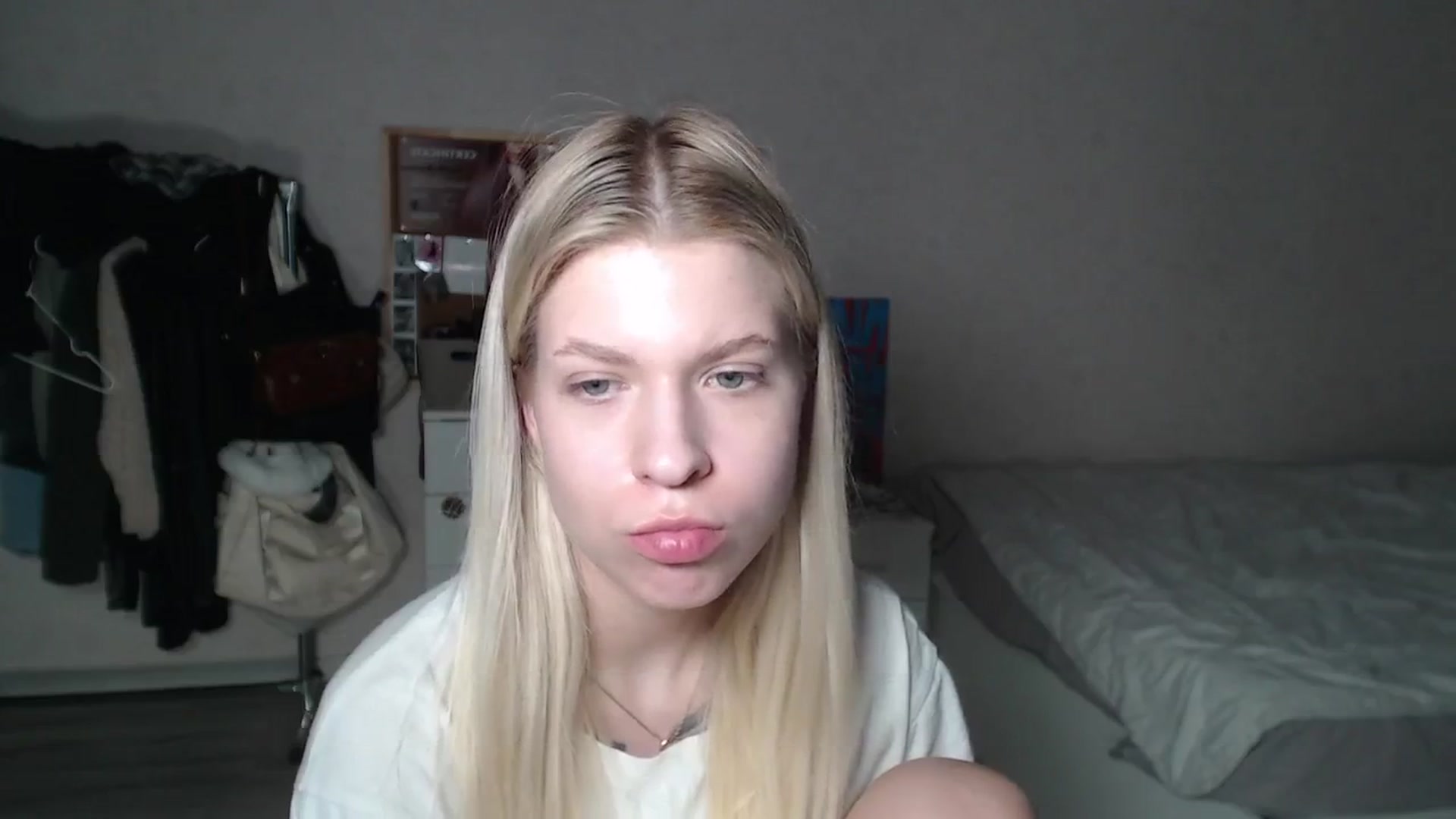 Gallery image thumbnail from Aidra__Foxxx's myfreecams stream on, 06/30/2024, 20:10 image 5 of 20