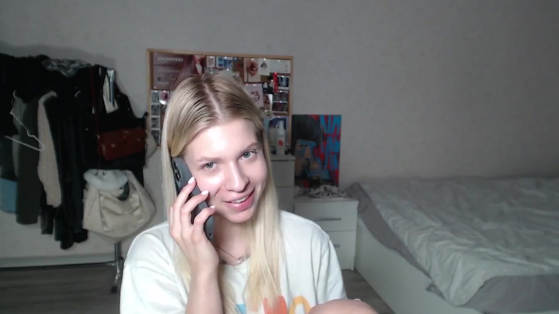 Gallery image thumbnail from Aidra__Foxxx's myfreecams stream on, 06/30/2024, 20:10 image 6 of 20