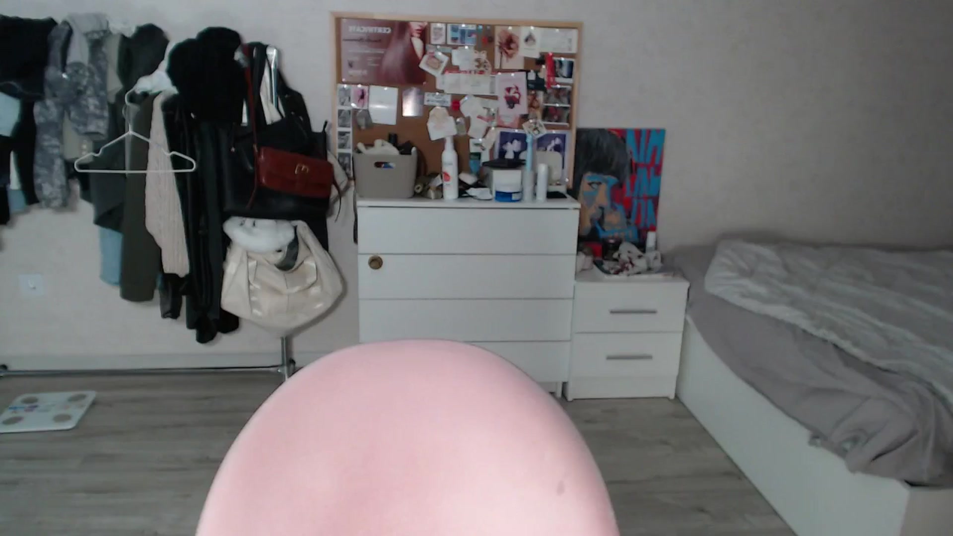Gallery image thumbnail from Aidra__Foxxx's myfreecams stream on, 07/02/2024, 19:40 image 14 of 20