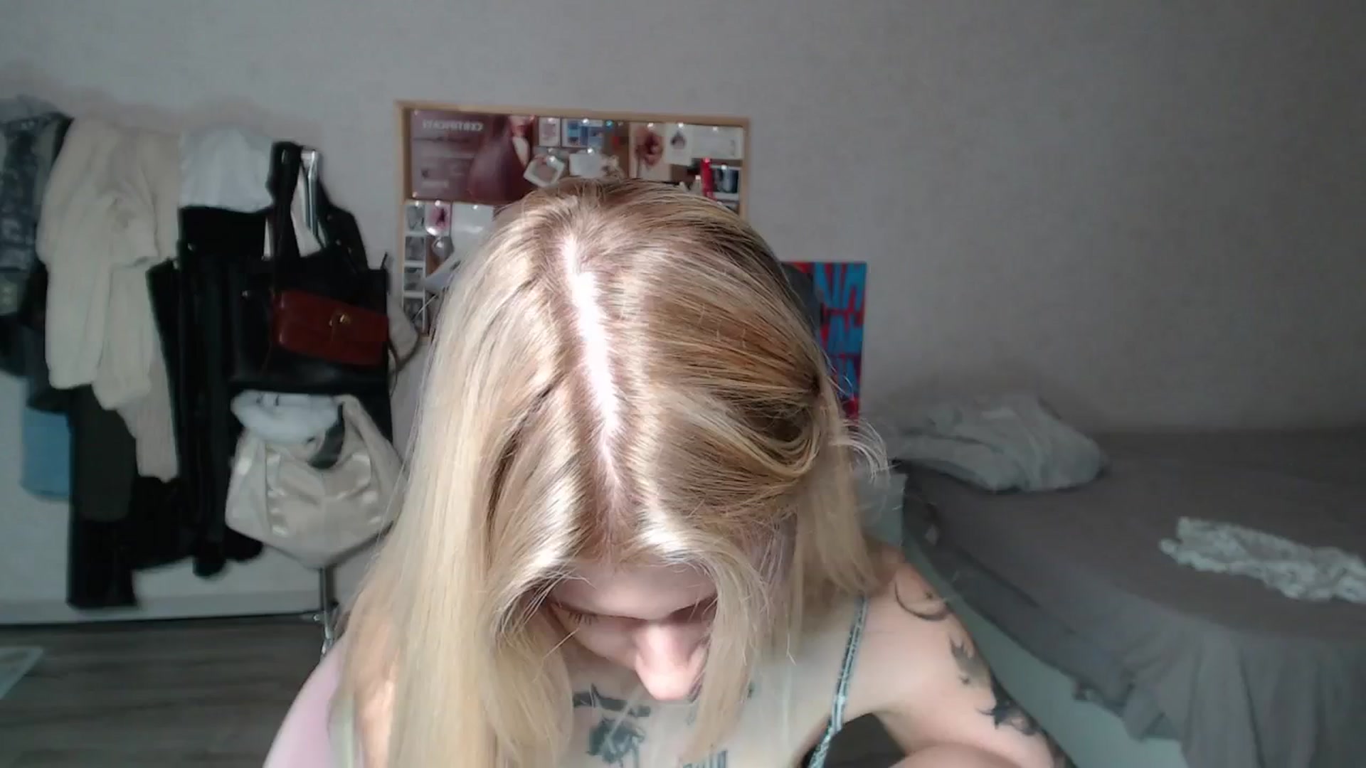 Gallery image thumbnail from Aidra__Foxxx's myfreecams stream on, 07/03/2024, 19:42 image 7 of 20