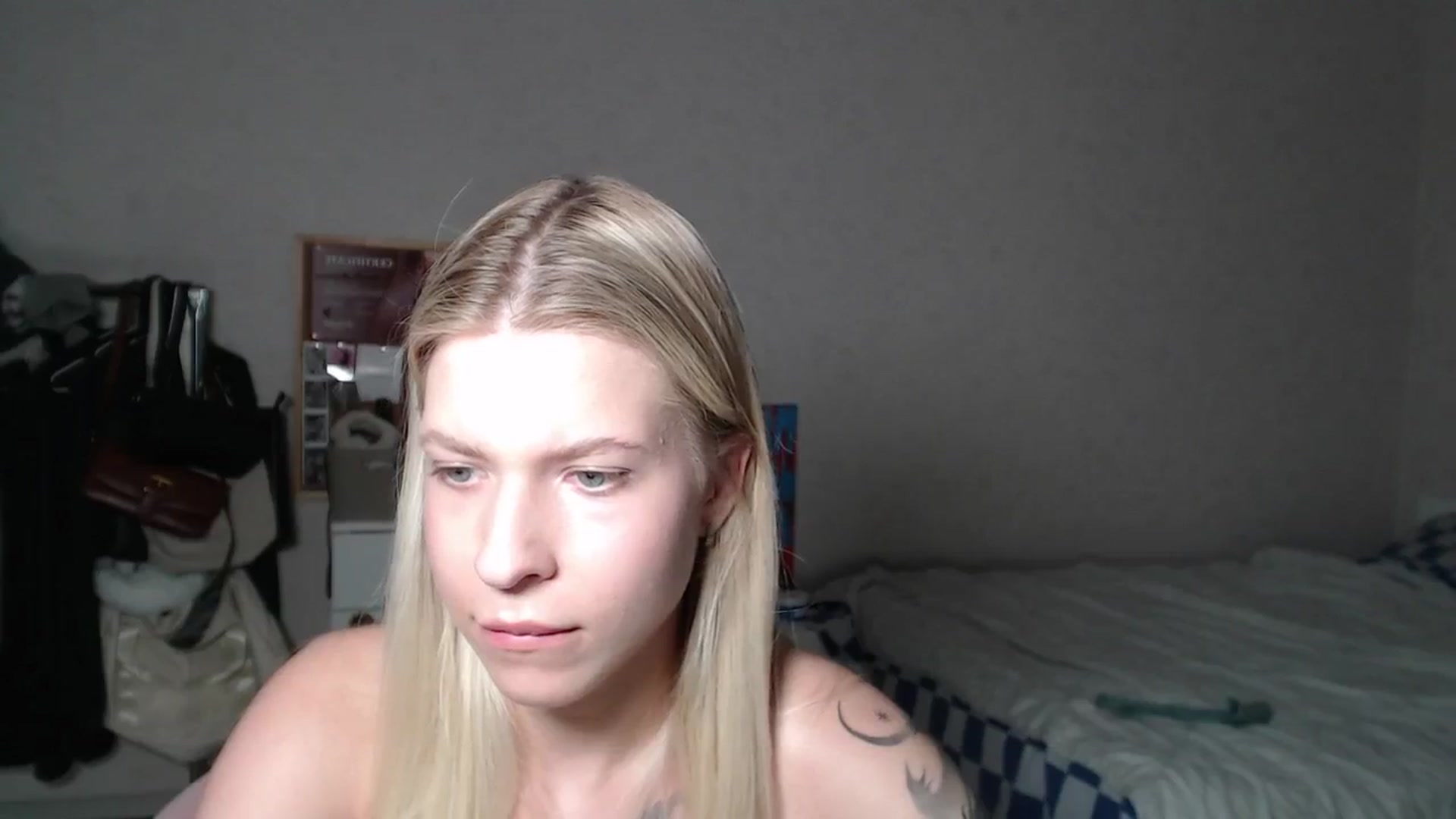 Gallery image thumbnail from Aidra__Foxxx's myfreecams stream on, 07/10/2024, 21:43 image 3 of 20