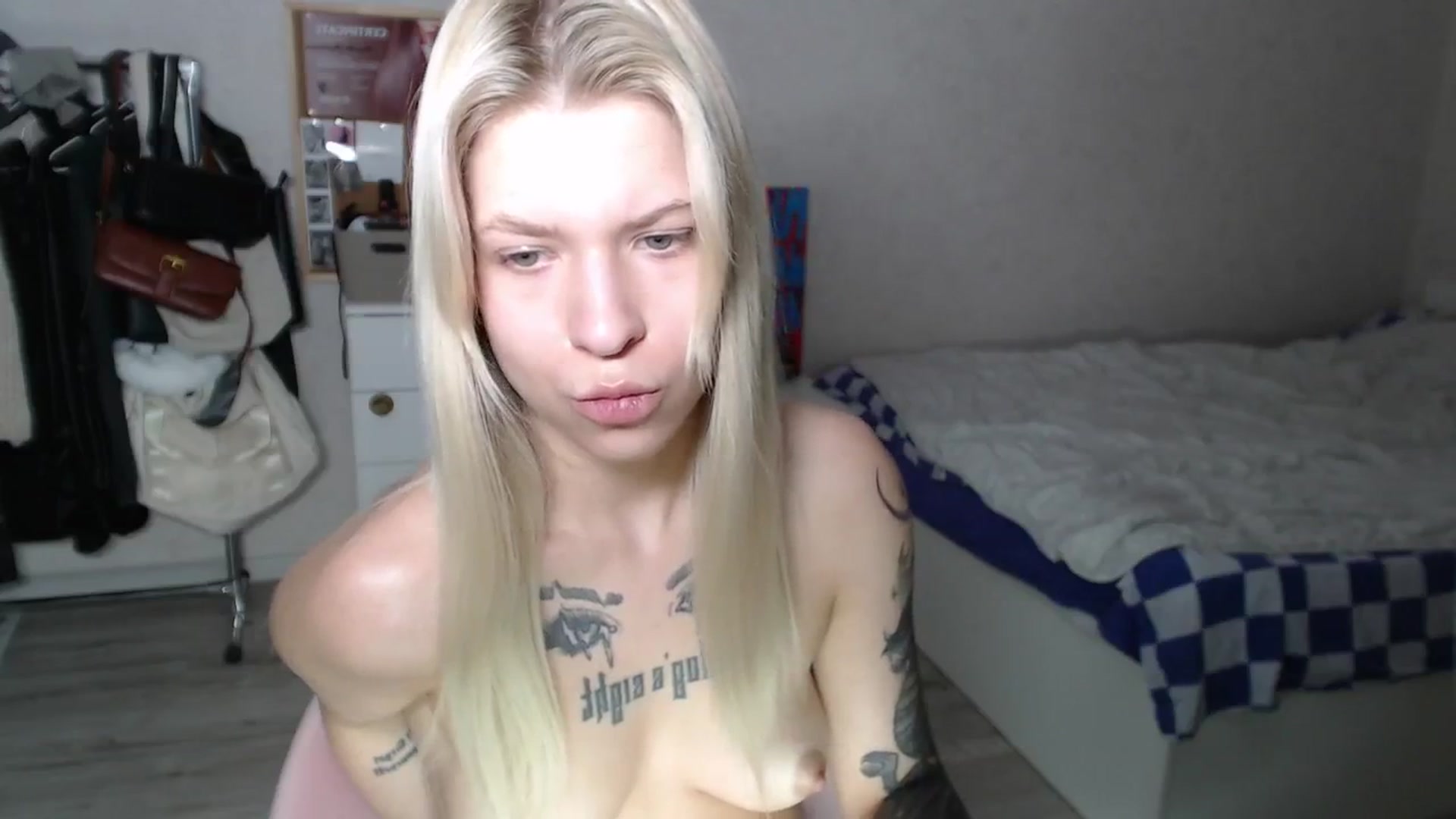 Gallery image thumbnail from Aidra__Foxxx's myfreecams stream on, 07/11/2024, 22:20 image 18 of 20