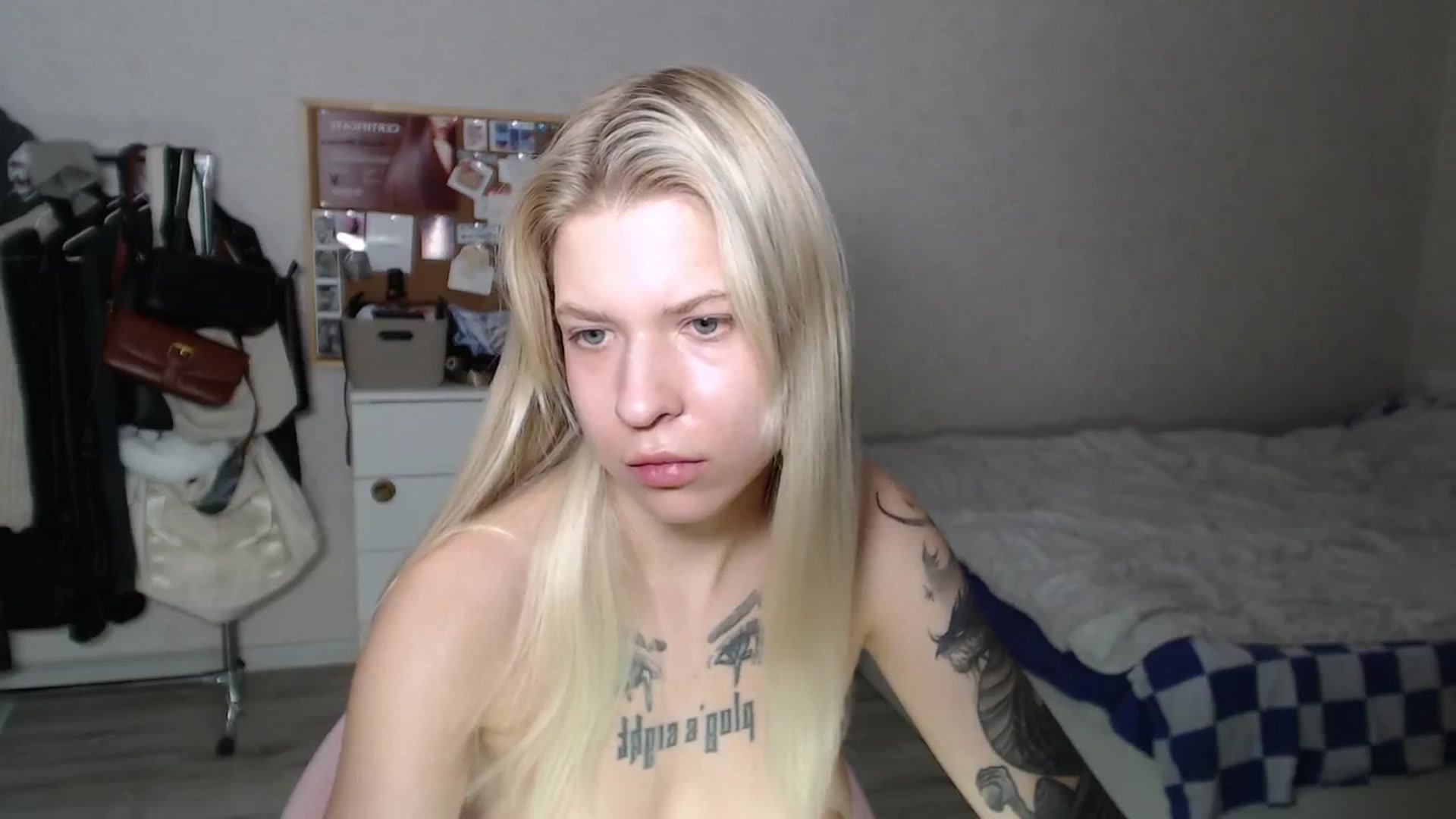 Gallery image thumbnail from Aidra__Foxxx's myfreecams stream on, 07/11/2024, 22:20 image 15 of 20