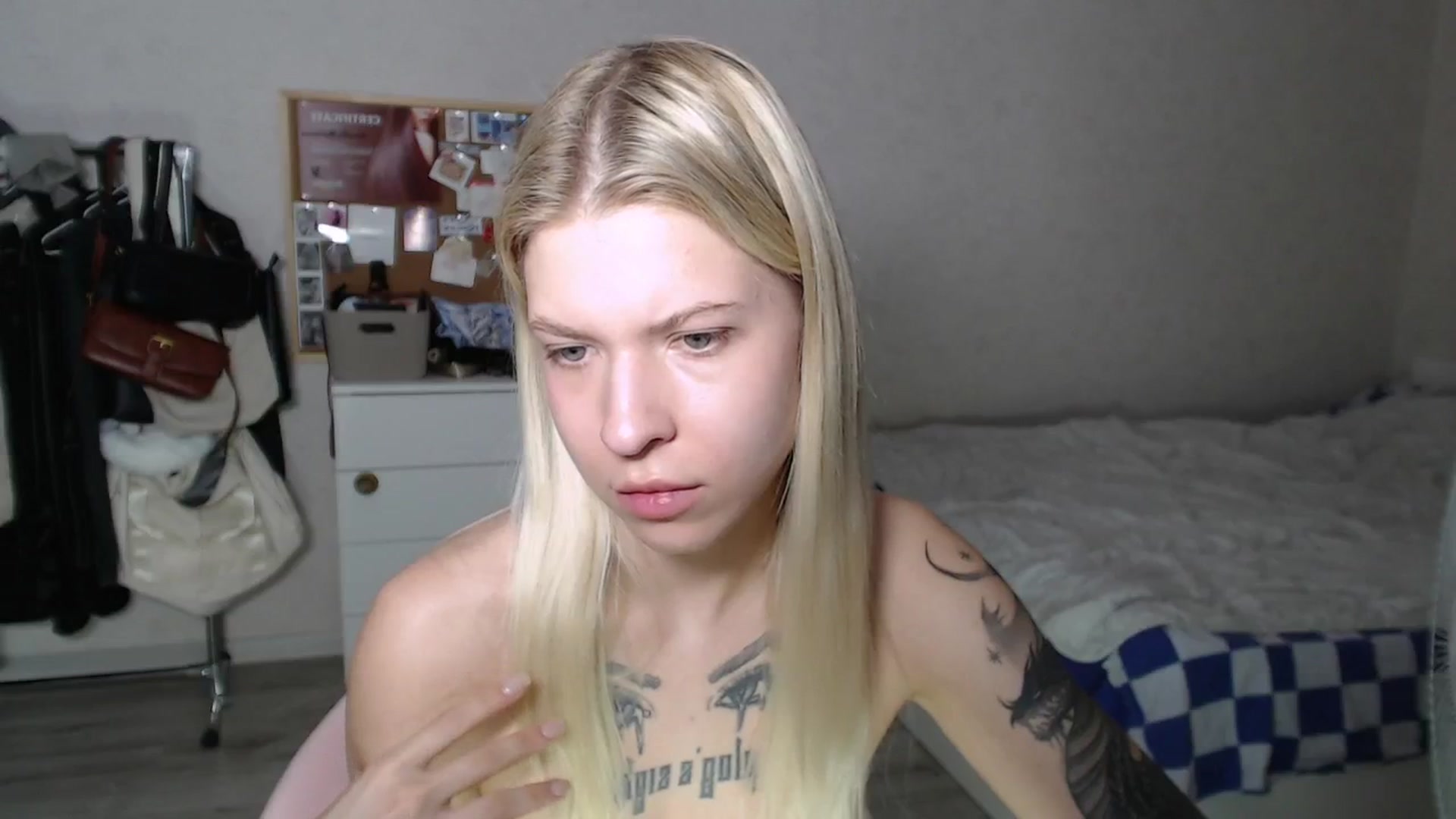 Gallery image thumbnail from Aidra__Foxxx's myfreecams stream on, 07/11/2024, 22:20 image 6 of 20