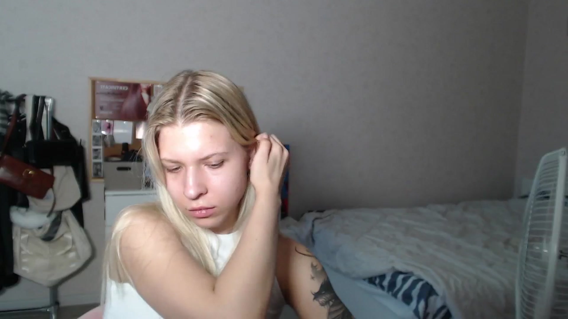 Gallery image thumbnail from Aidra__Foxxx's myfreecams stream on, 07/13/2024, 18:37 image 4 of 20