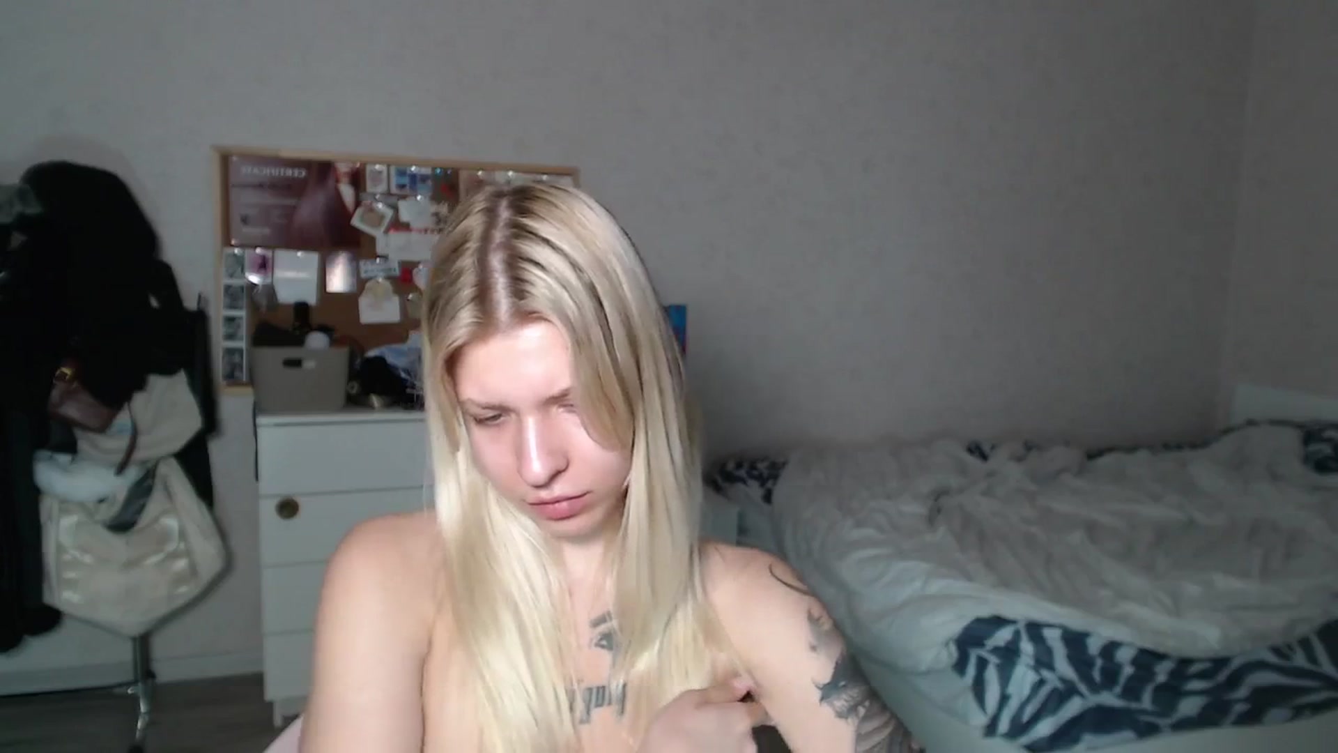 Gallery image thumbnail from Aidra__Foxxx's myfreecams stream on, 07/14/2024, 19:41 image 14 of 20