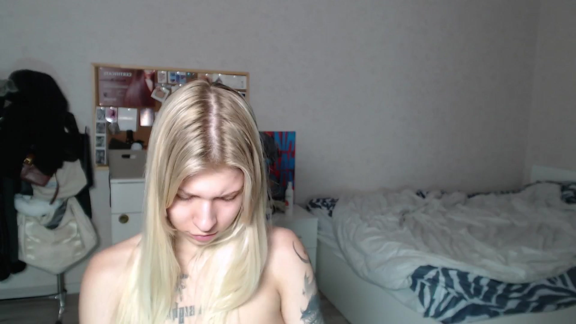 Gallery image thumbnail from Aidra__Foxxx's myfreecams stream on, 07/14/2024, 19:41 image 13 of 20