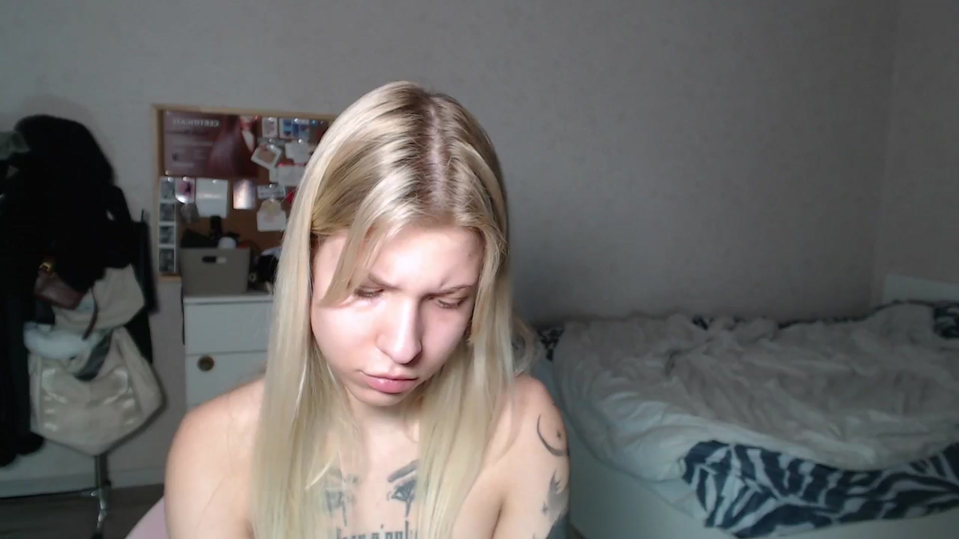 Gallery image thumbnail from Aidra__Foxxx's myfreecams stream on, 07/14/2024, 19:41 image 9 of 20