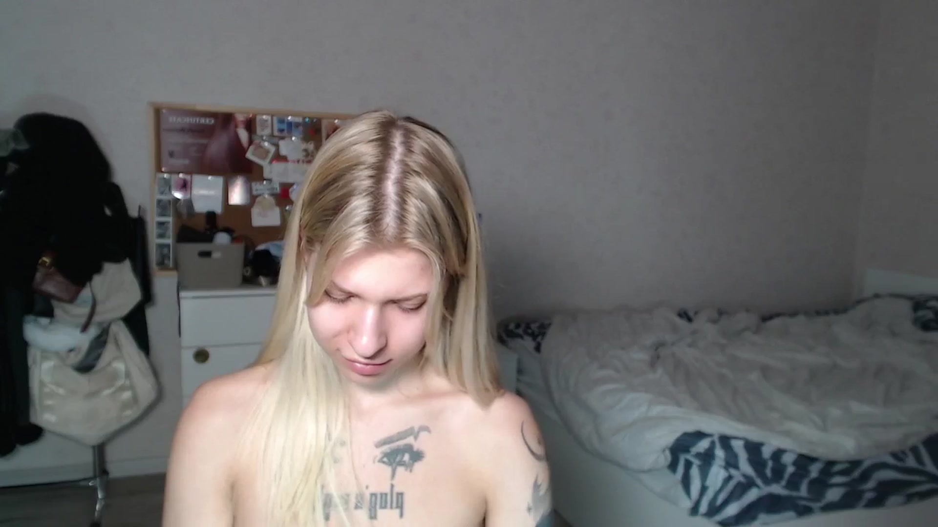 Gallery image thumbnail from Aidra__Foxxx's myfreecams stream on, 07/14/2024, 19:41 image 11 of 20