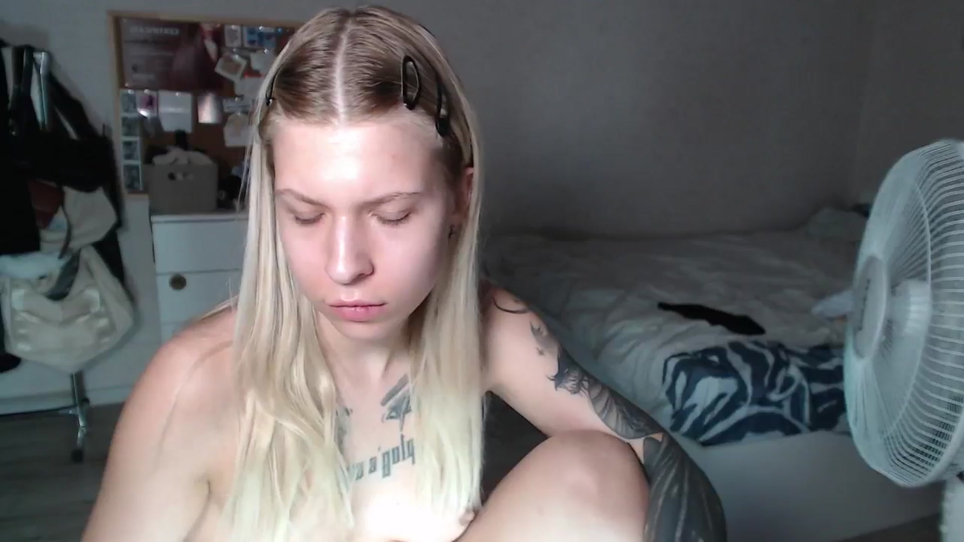 Gallery image thumbnail from Aidra__Foxxx's myfreecams stream on, 07/15/2024, 20:23 image 16 of 20