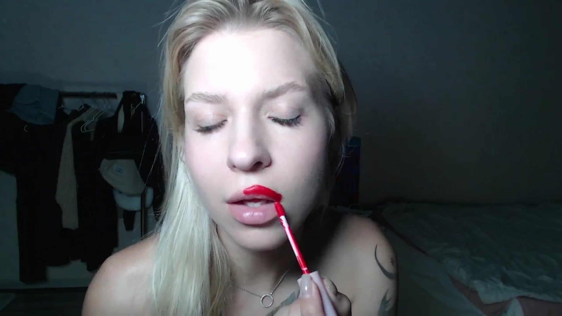 Gallery image thumbnail from Aidra__Foxxx's myfreecams stream on, 07/29/2024, 19:26 image 17 of 20