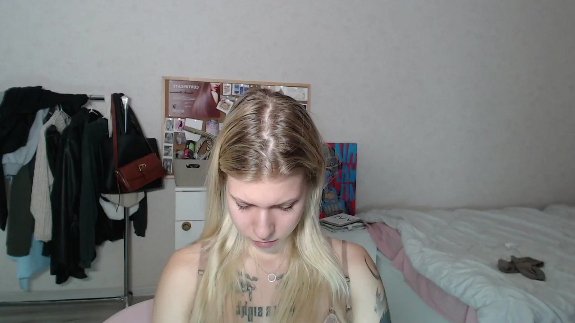 Gallery image thumbnail from Aidra__Foxxx's myfreecams stream on, 08/20/2024, 20:48 image 6 of 20