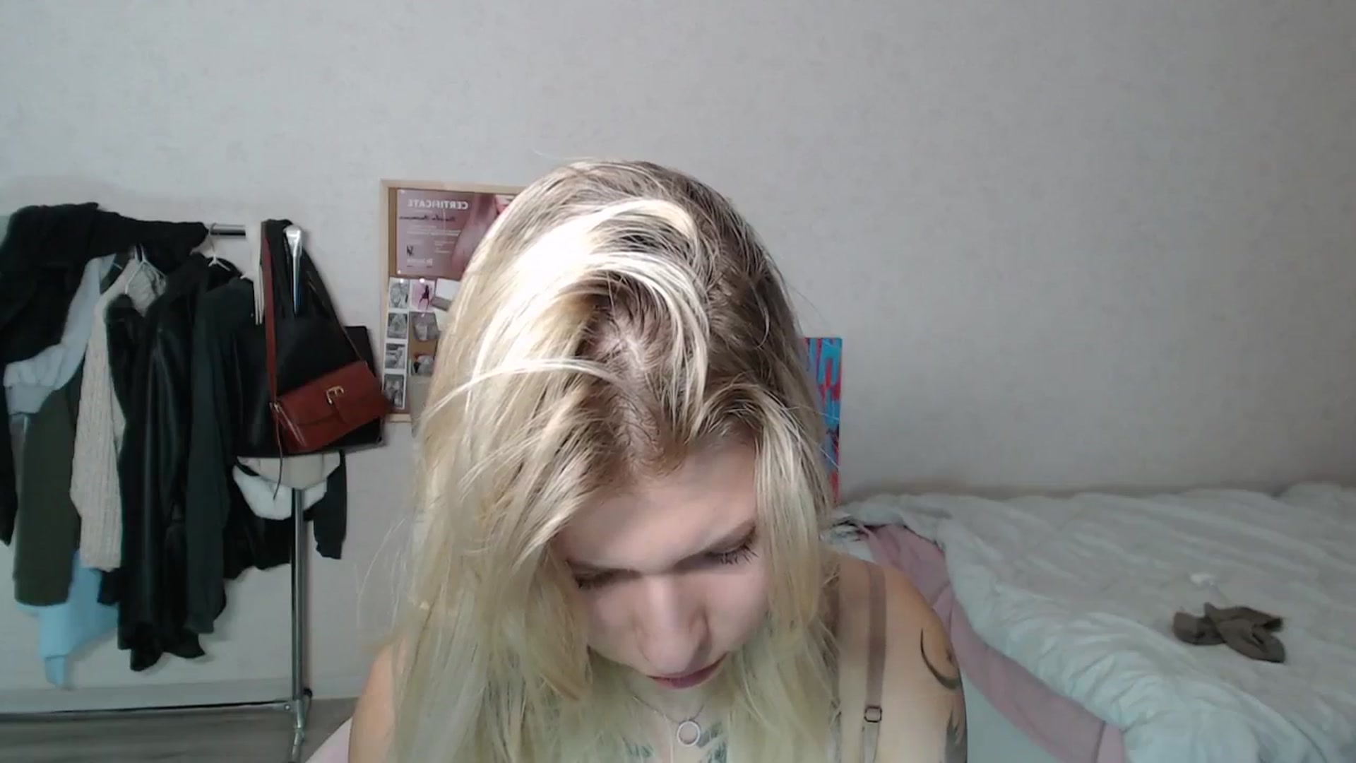 Gallery image thumbnail from Aidra__Foxxx's myfreecams stream on, 08/20/2024, 20:48 image 7 of 20