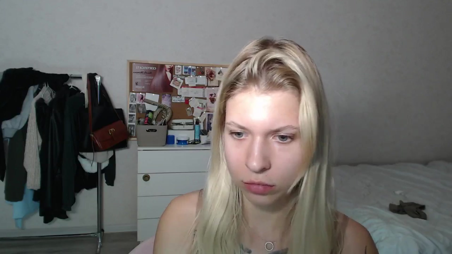 Gallery image thumbnail from Aidra__Foxxx's myfreecams stream on, 08/20/2024, 20:48 image 11 of 20