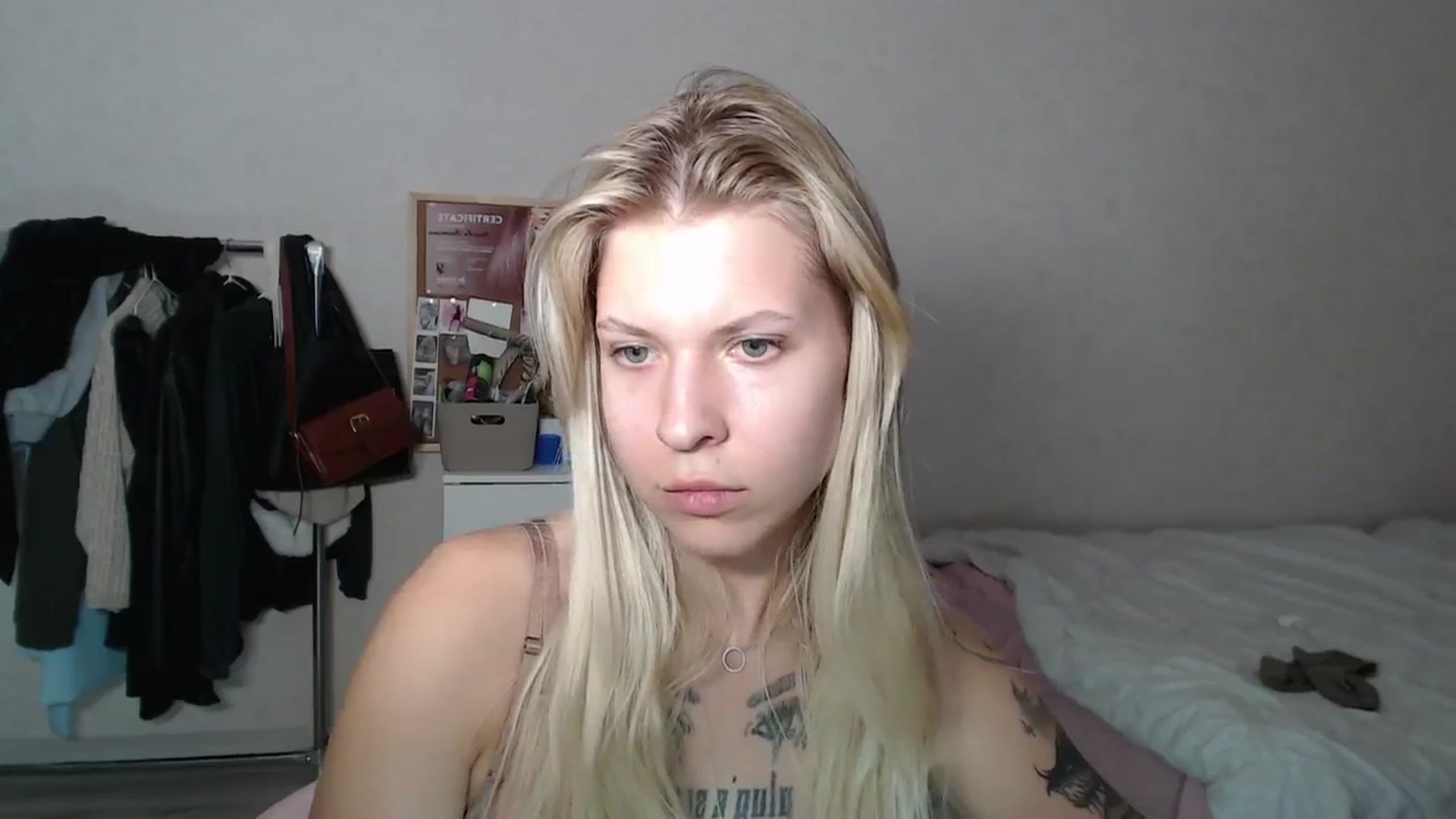 Gallery image thumbnail from Aidra__Foxxx's myfreecams stream on, 08/20/2024, 20:48 image 2 of 20