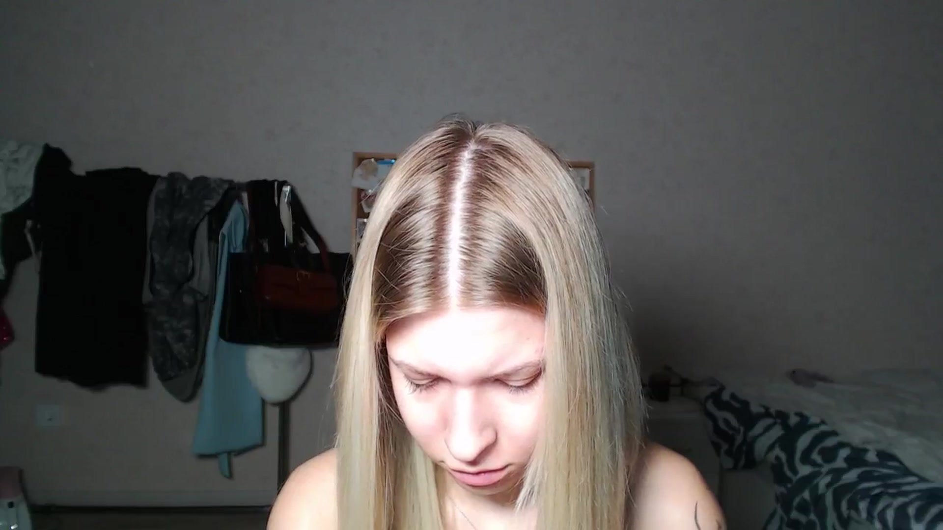 Gallery image thumbnail from Aidra__Foxxx's myfreecams stream on, 10/29/2024, 20:17 image 16 of 20
