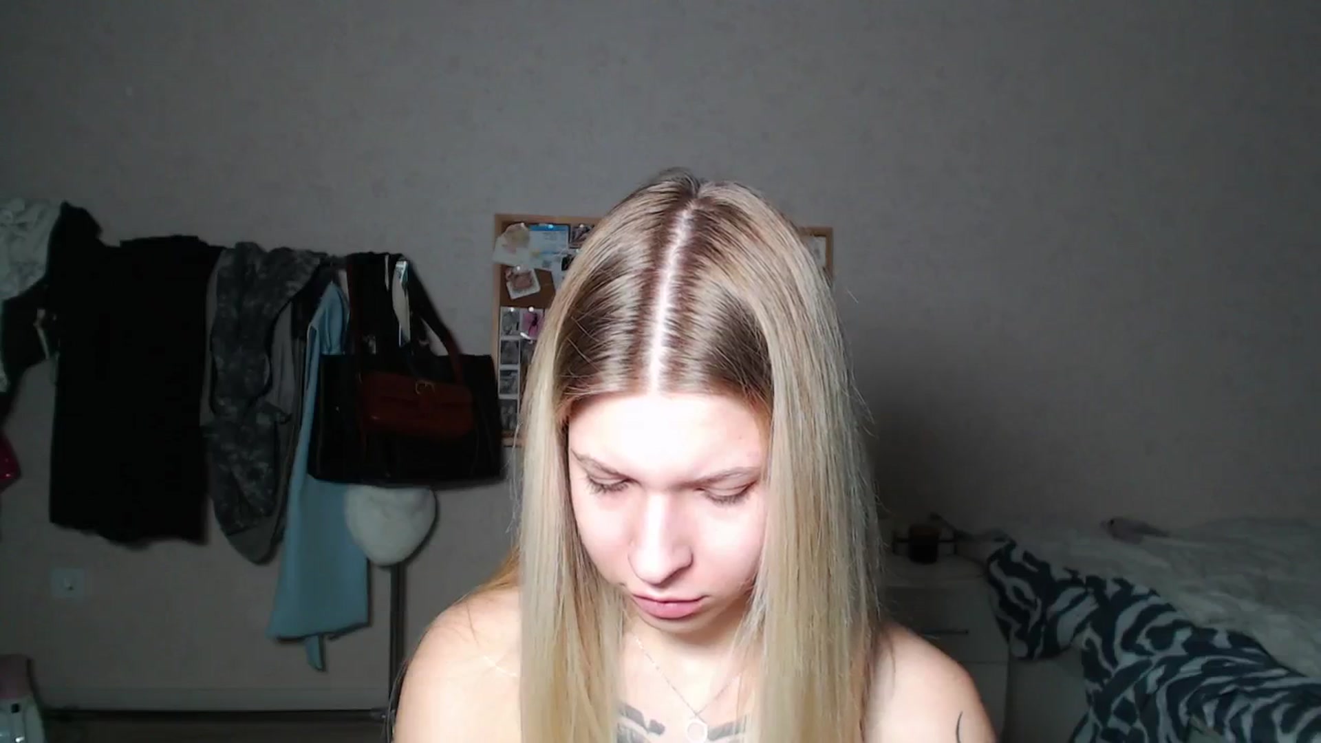Gallery image thumbnail from Aidra__Foxxx's myfreecams stream on, 10/29/2024, 20:17 image 8 of 20