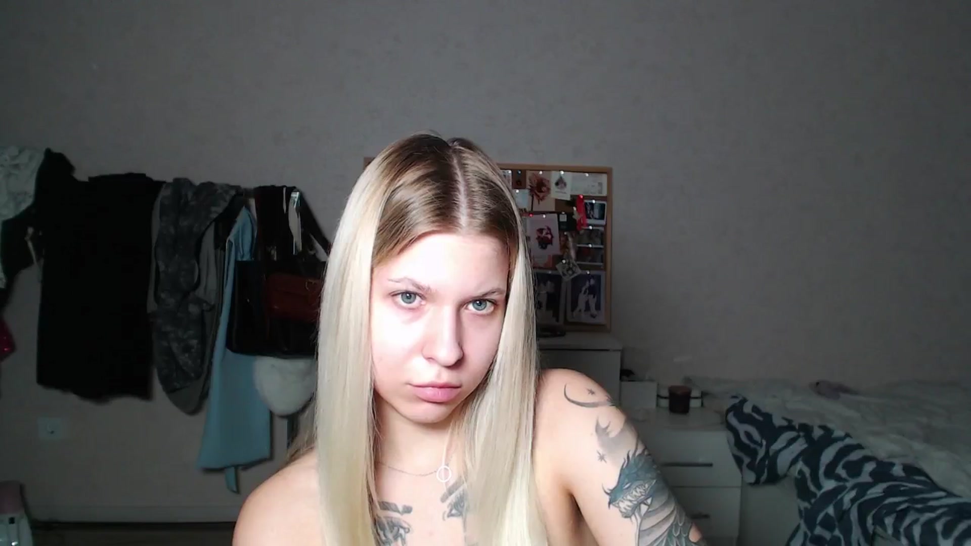 Gallery image thumbnail from Aidra__Foxxx's myfreecams stream on, 10/29/2024, 20:17 image 5 of 20
