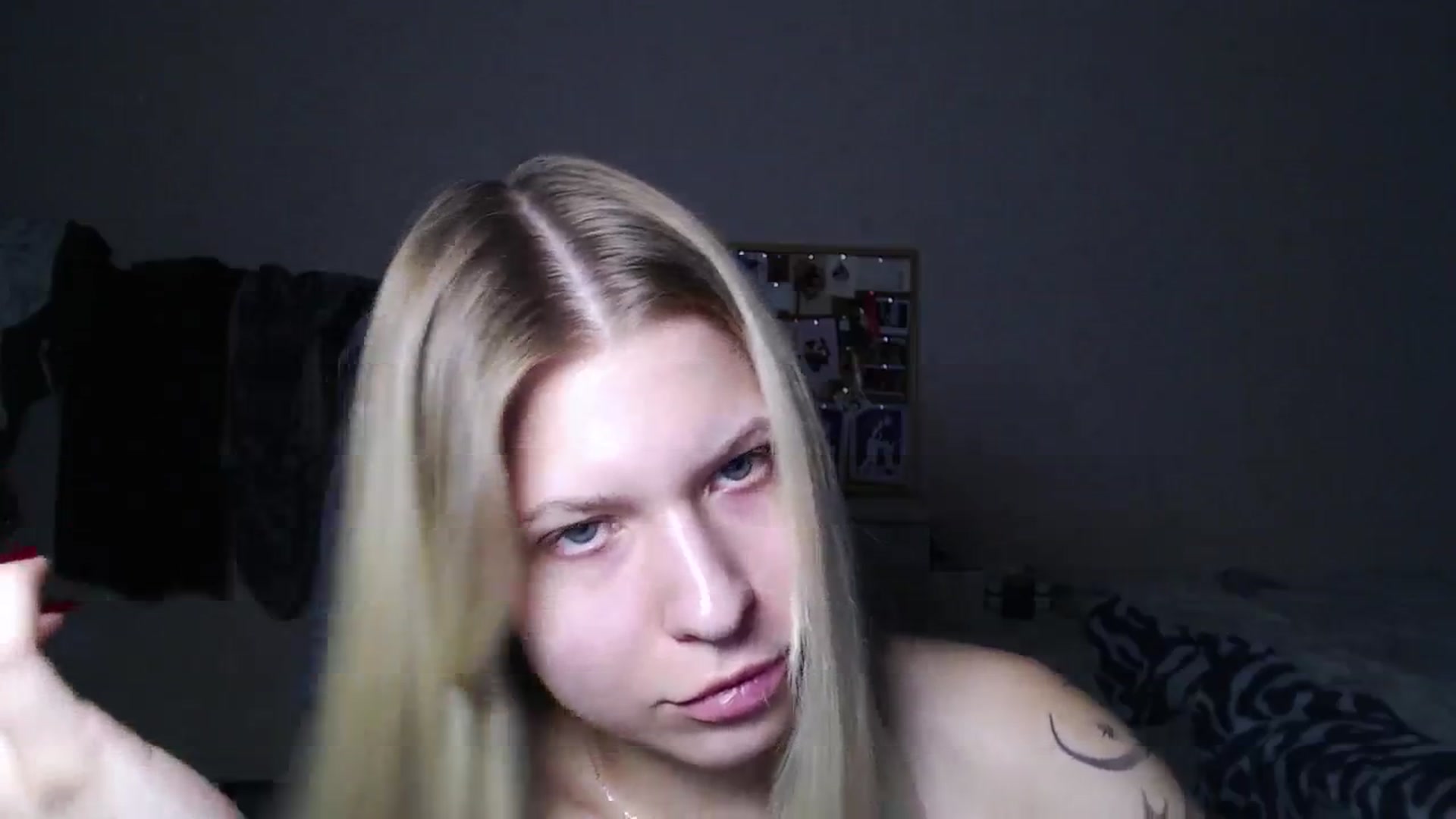 Gallery image thumbnail from Aidra__Foxxx's myfreecams stream on, 10/29/2024, 20:17 image 20 of 20
