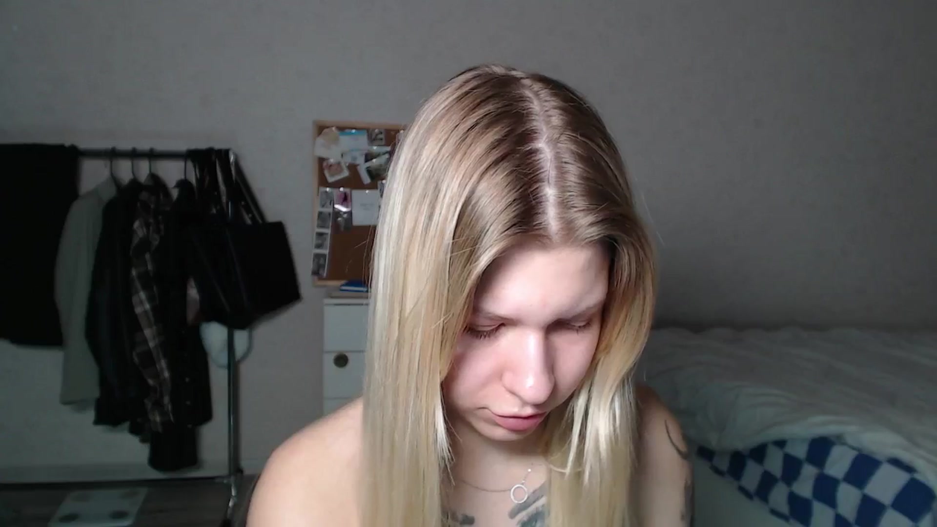 Gallery image thumbnail from Aidra__Foxxx's myfreecams stream on, 12/13/2024, 21:35 image 14 of 20