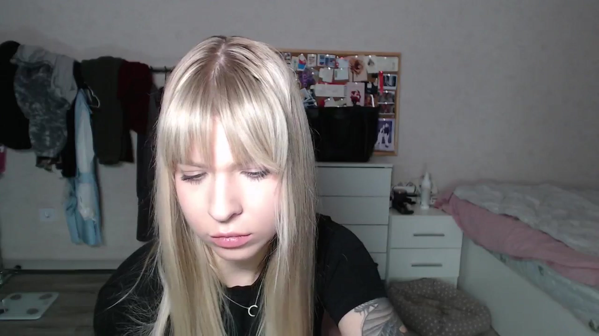 Gallery image thumbnail from Aidra__Foxxx's myfreecams stream on, 01/21/2025, 21:00 image 14 of 20