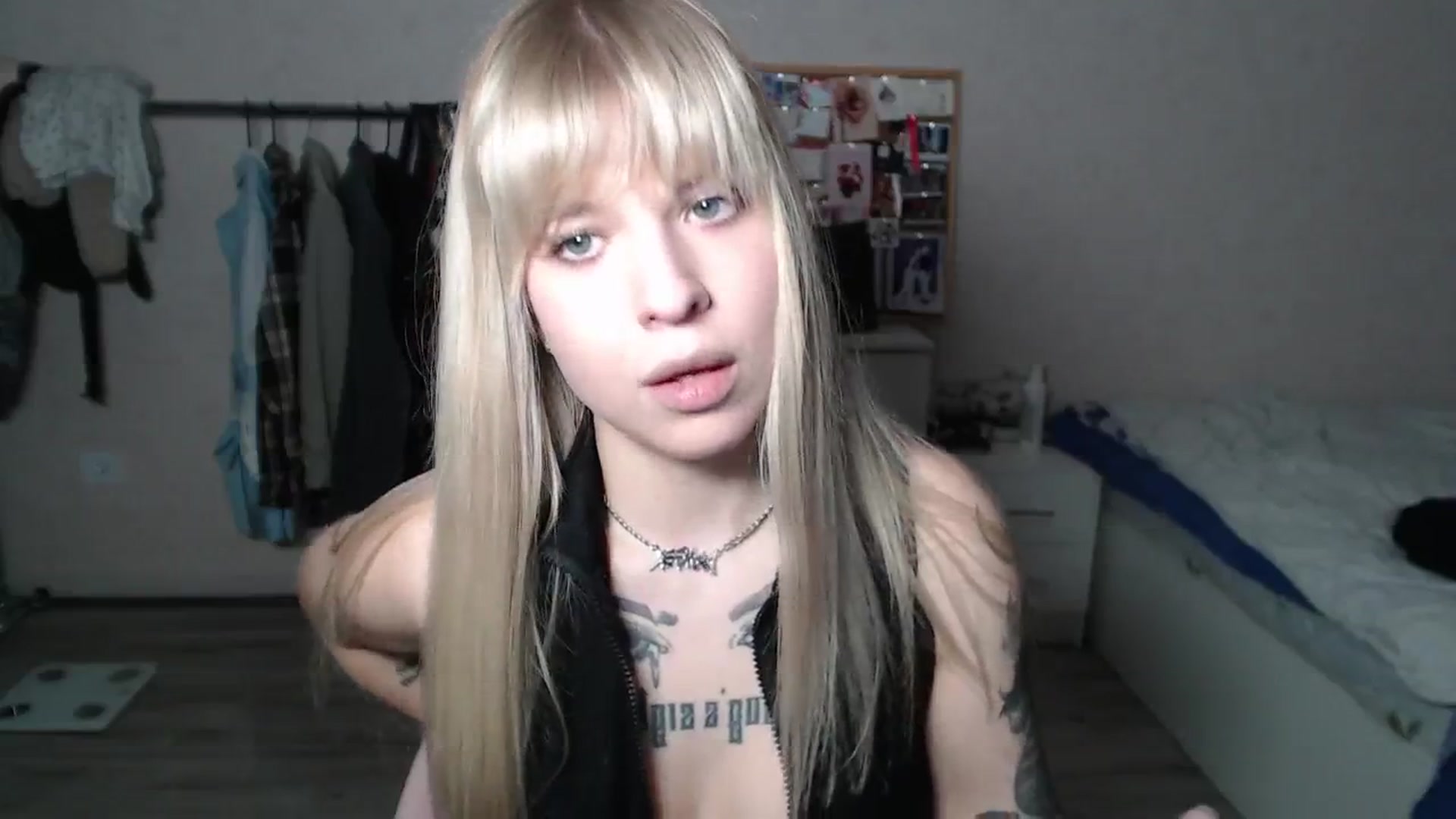 Gallery image thumbnail from Aidra__Foxxx's myfreecams stream on, 01/30/2025, 21:06 image 6 of 20