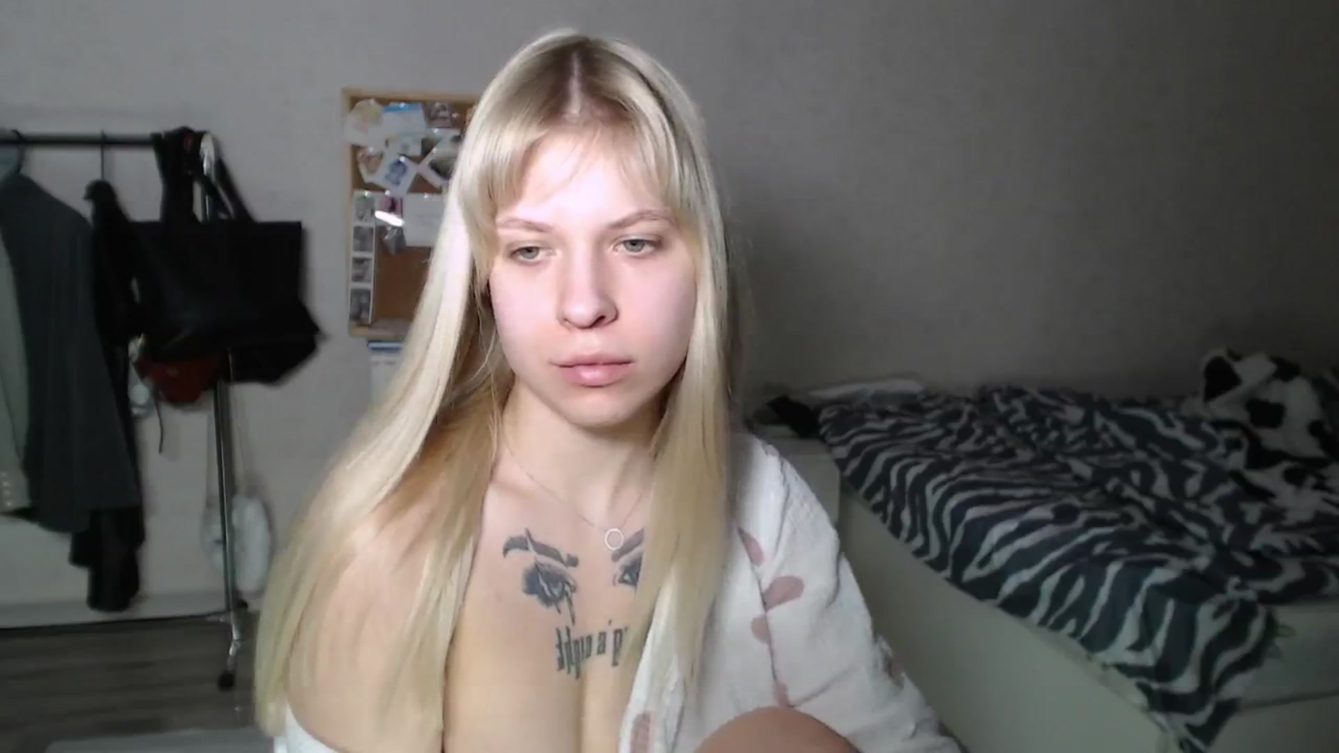 Gallery image thumbnail from Aidra__Foxxx's myfreecams stream on, 02/16/2025, 20:48 image 17 of 20