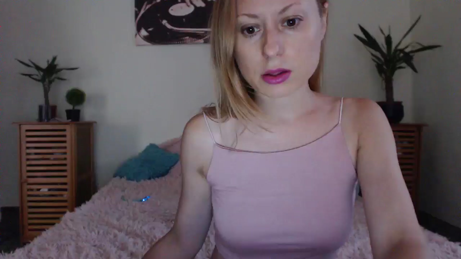 Gallery image thumbnail from Aiko111's myfreecams stream on, 08/06/2025, 17:22 image 14 of 20