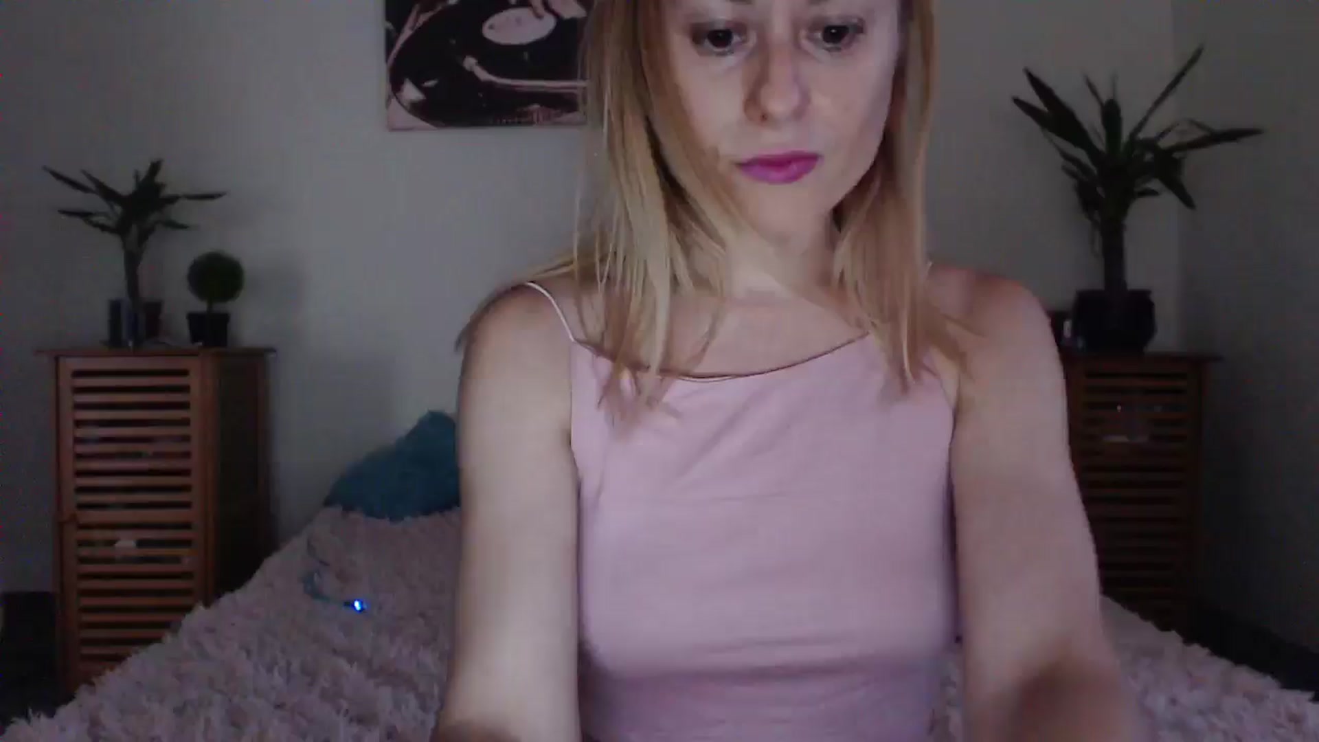 Gallery image thumbnail from Aiko111's myfreecams stream on, 08/06/2025, 17:22 image 19 of 20