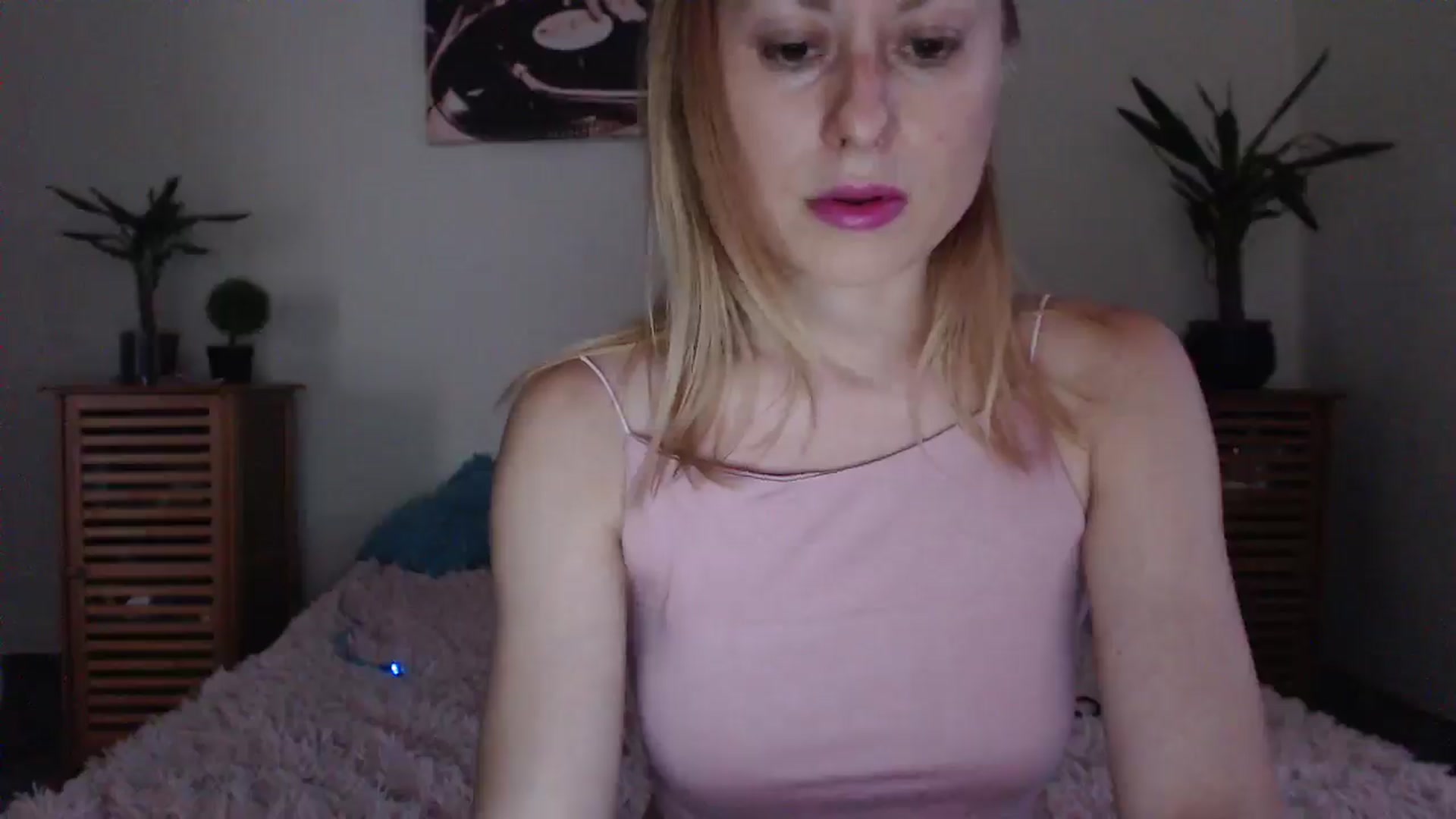 Gallery image thumbnail from Aiko111's myfreecams stream on, 08/06/2025, 17:22 image 20 of 20