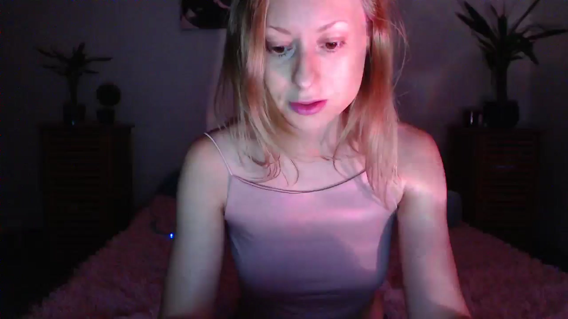 Gallery image thumbnail from Aiko111's myfreecams stream on, 08/06/2025, 18:11 image 16 of 20