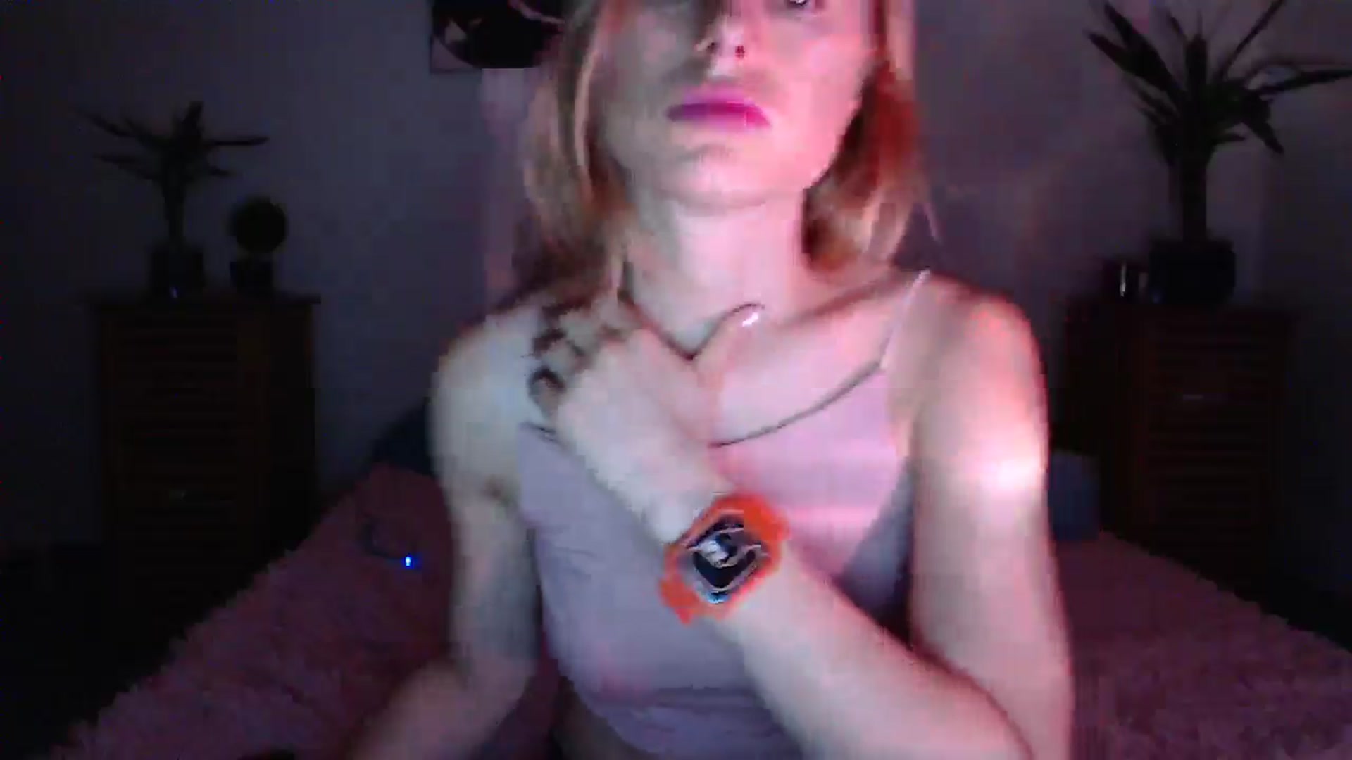 Gallery image thumbnail from Aiko111's myfreecams stream on, 08/06/2025, 18:11 image 6 of 20