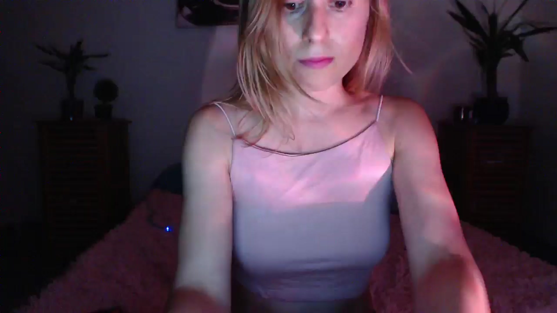 Gallery image thumbnail from Aiko111's myfreecams stream on, 08/06/2025, 18:11 image 8 of 20