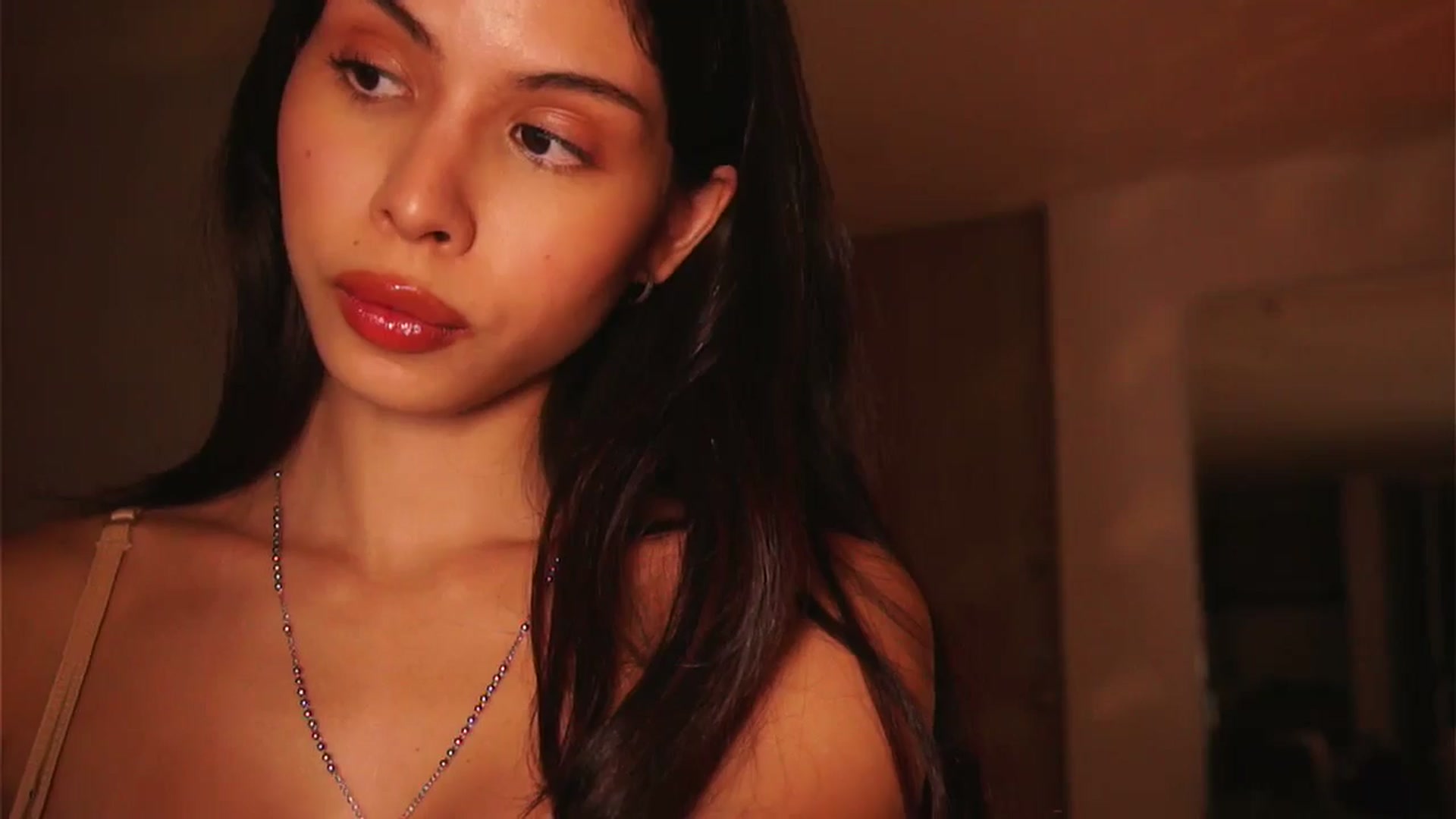Gallery image thumbnail from Aila_'s myfreecams stream on, 01/18/2025, 05:12 image 8 of 20