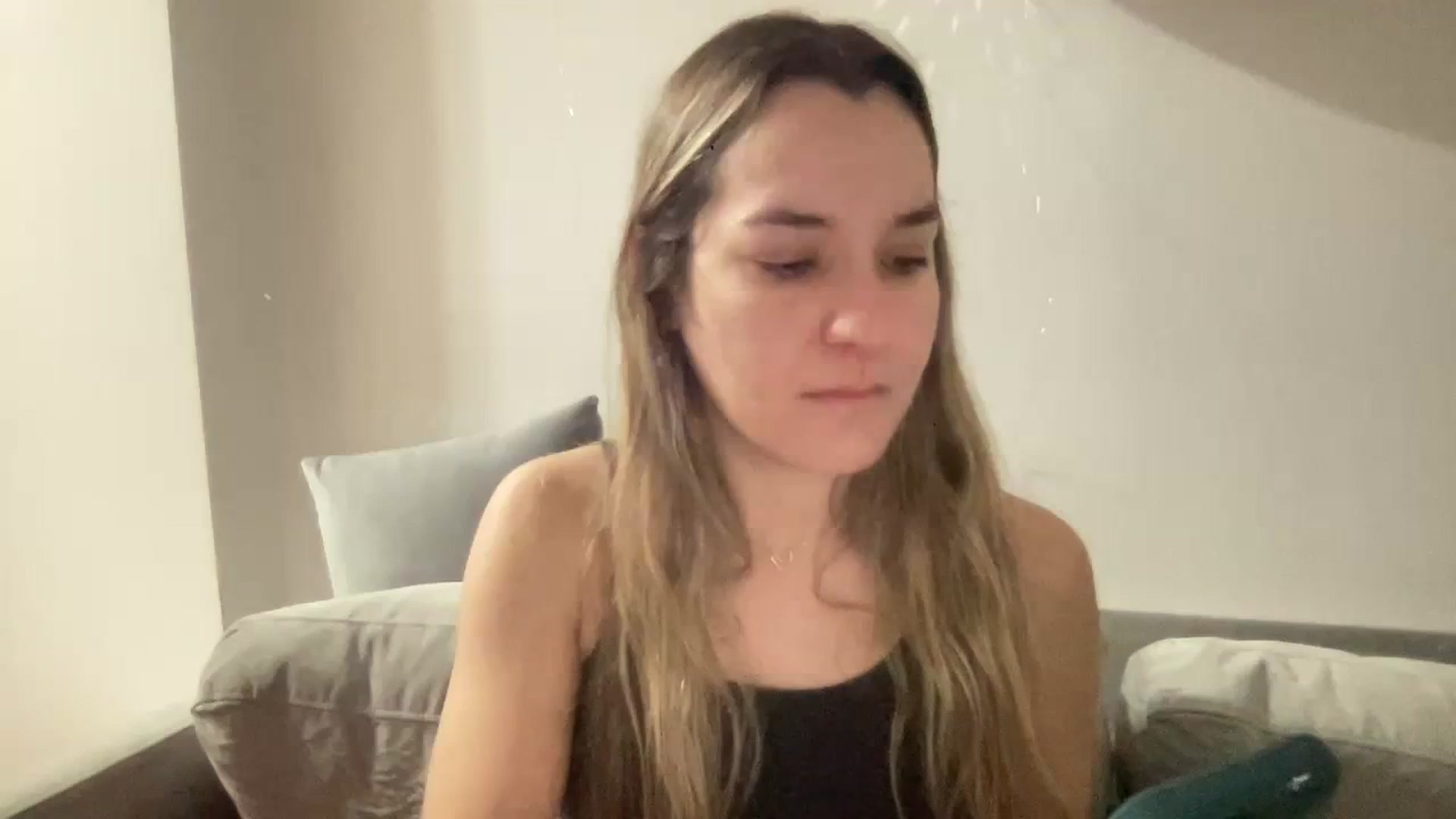 Gallery image thumbnail from AileBun's myfreecams stream on, 03/15/2024, 10:37 image 2 of 20